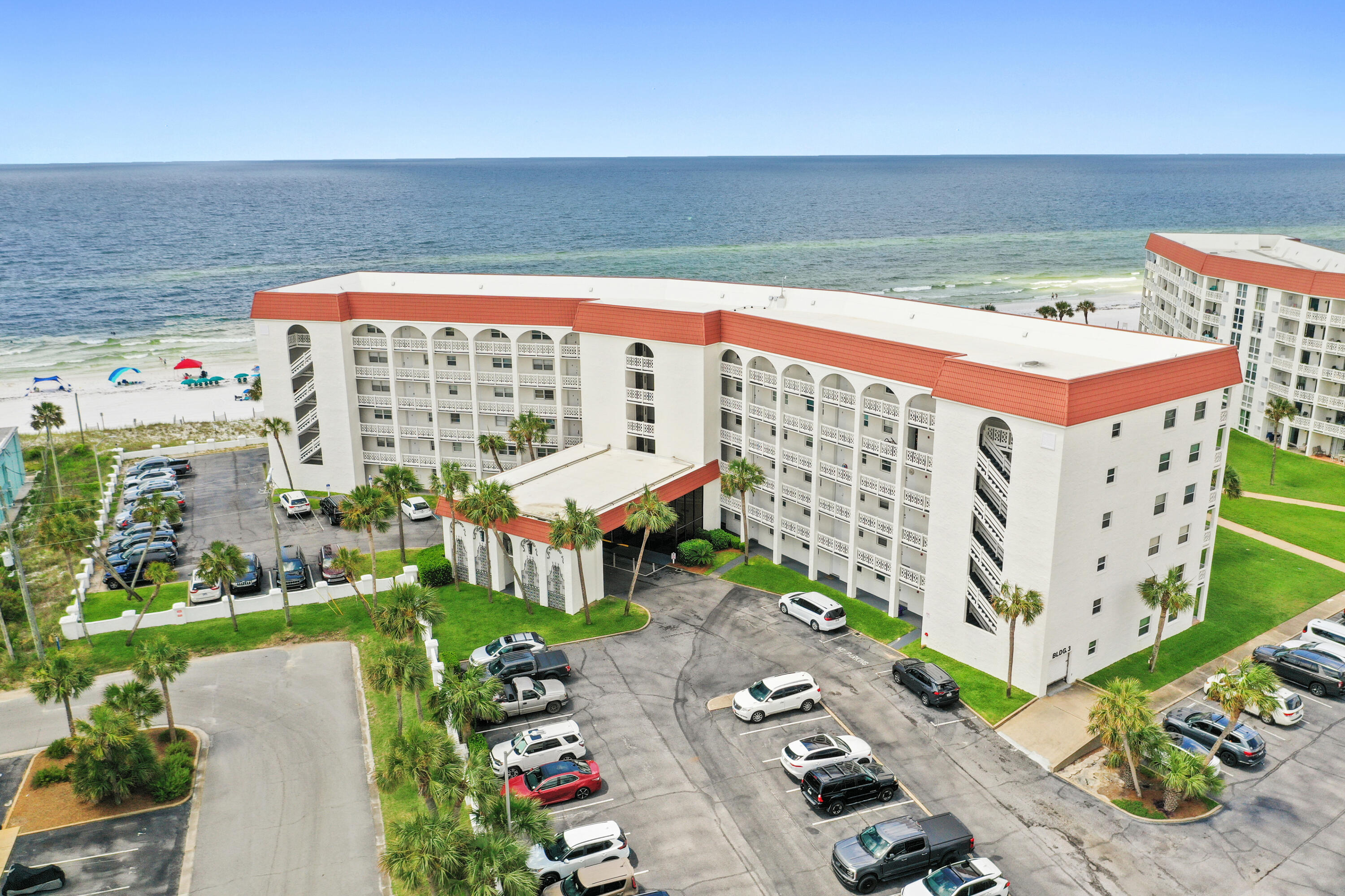 EL MATADOR CONDO - Residential Lease