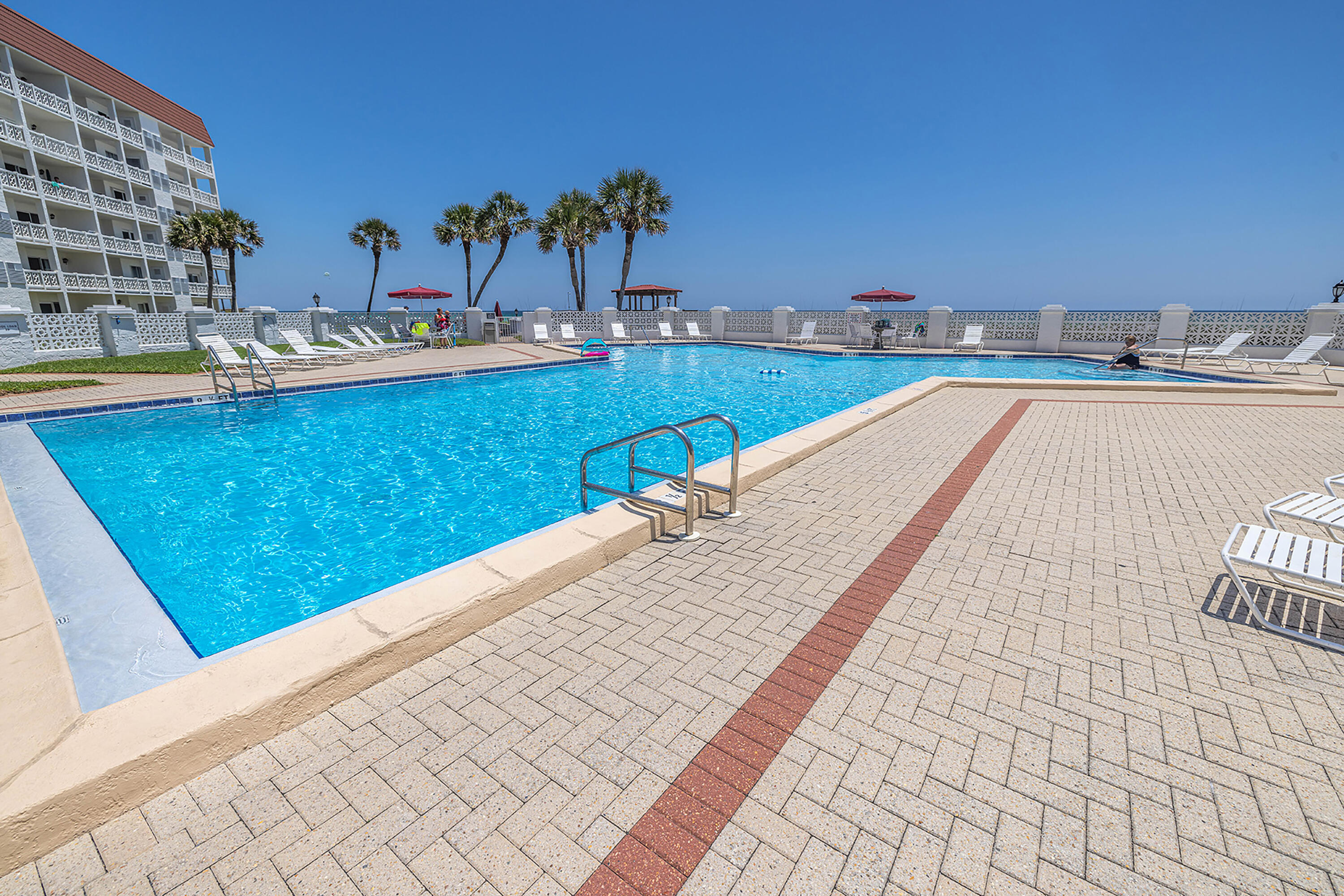 EL MATADOR CONDO - Residential Lease