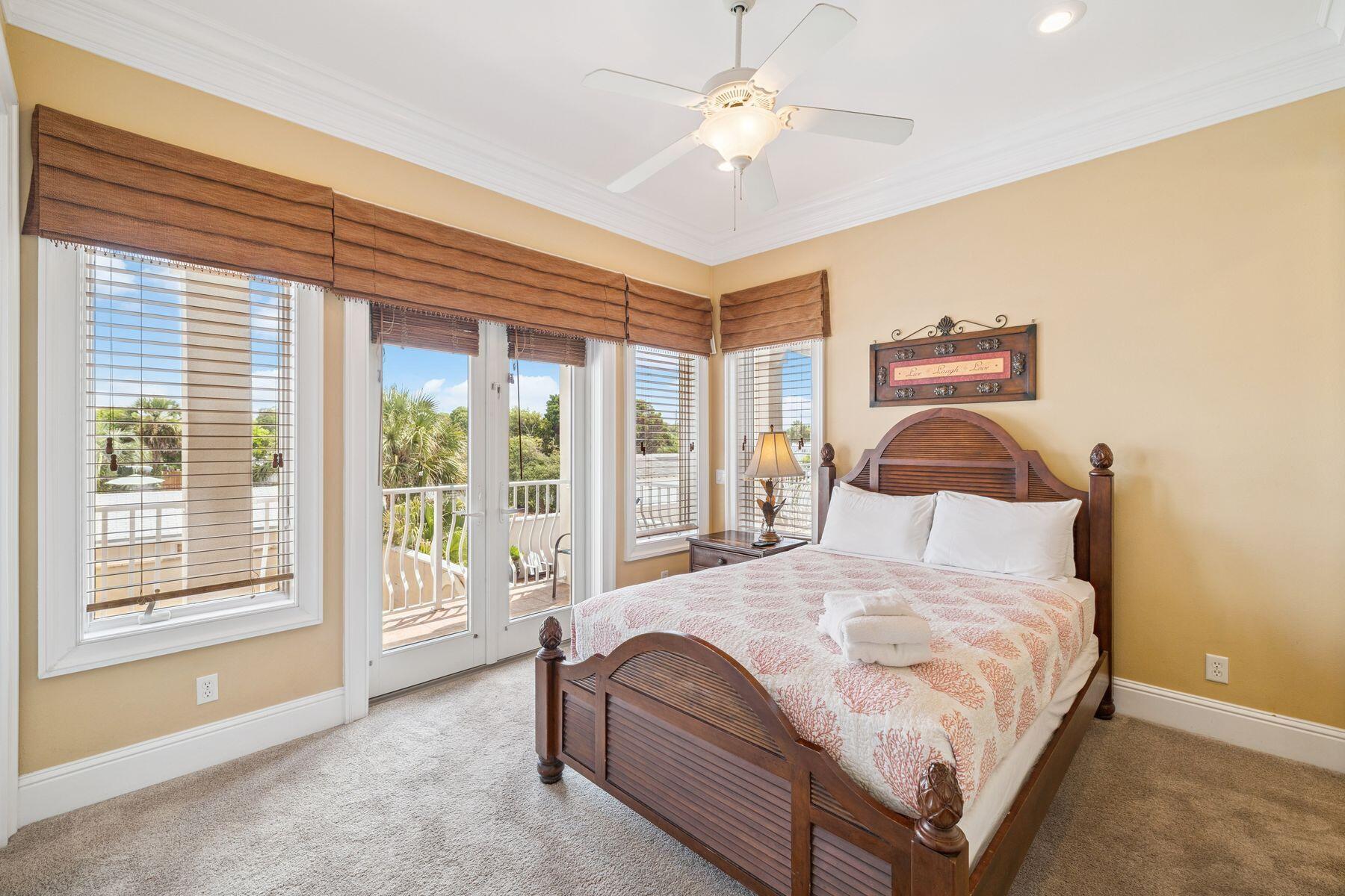 LAGUNA BEACH - Residential