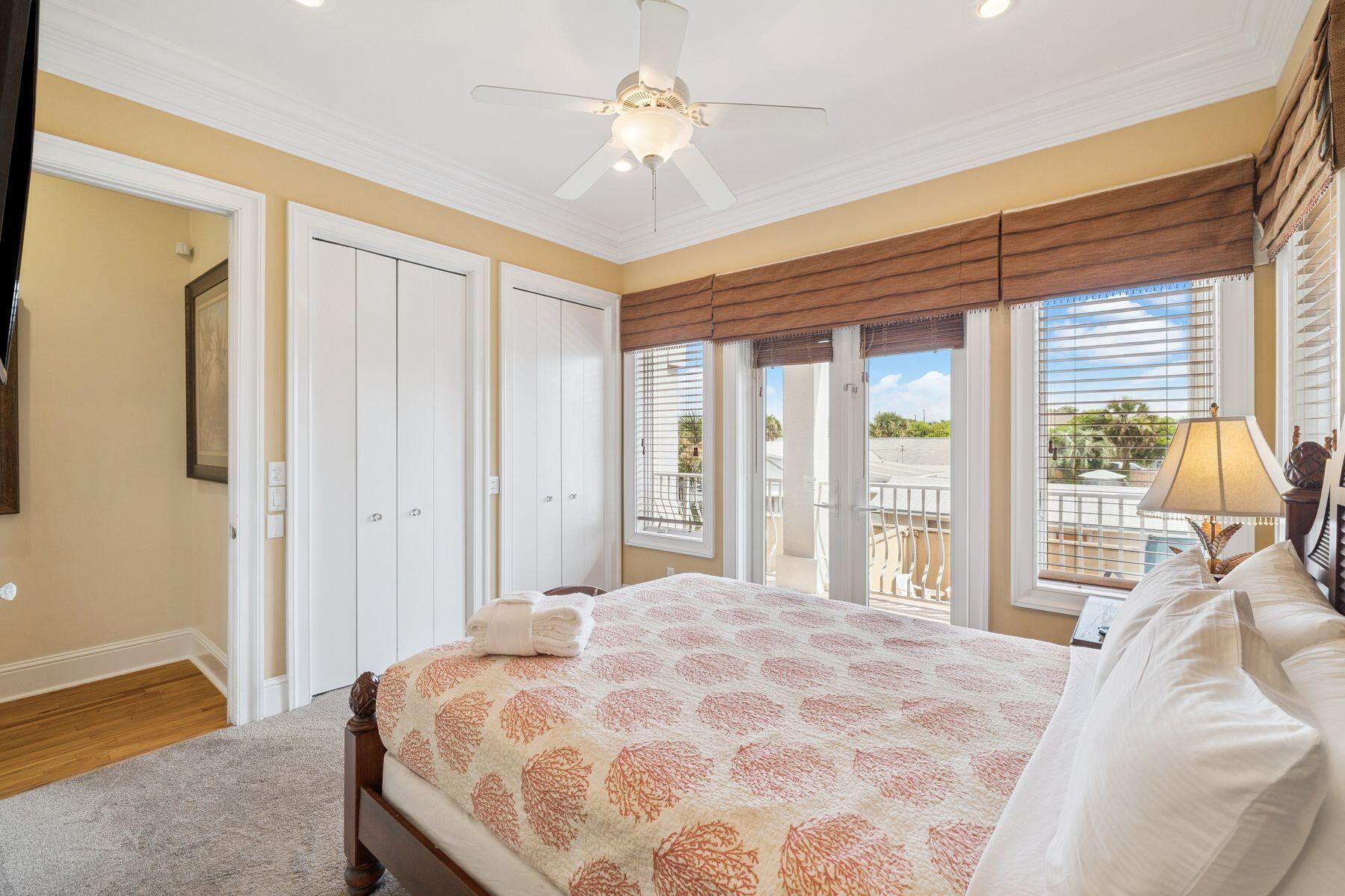 LAGUNA BEACH - Residential