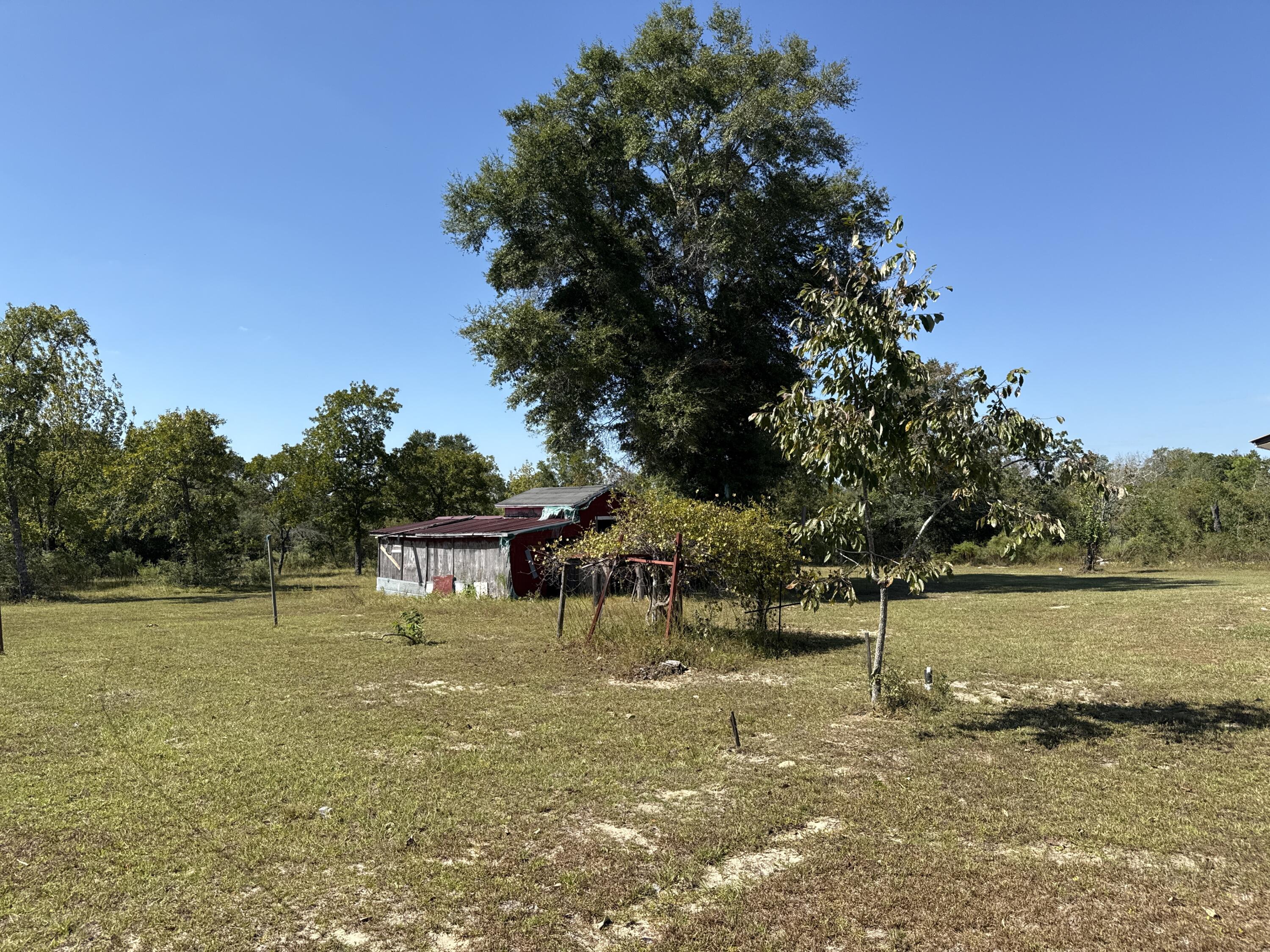 COMPASS LAKE IN THE HILLS - Residential