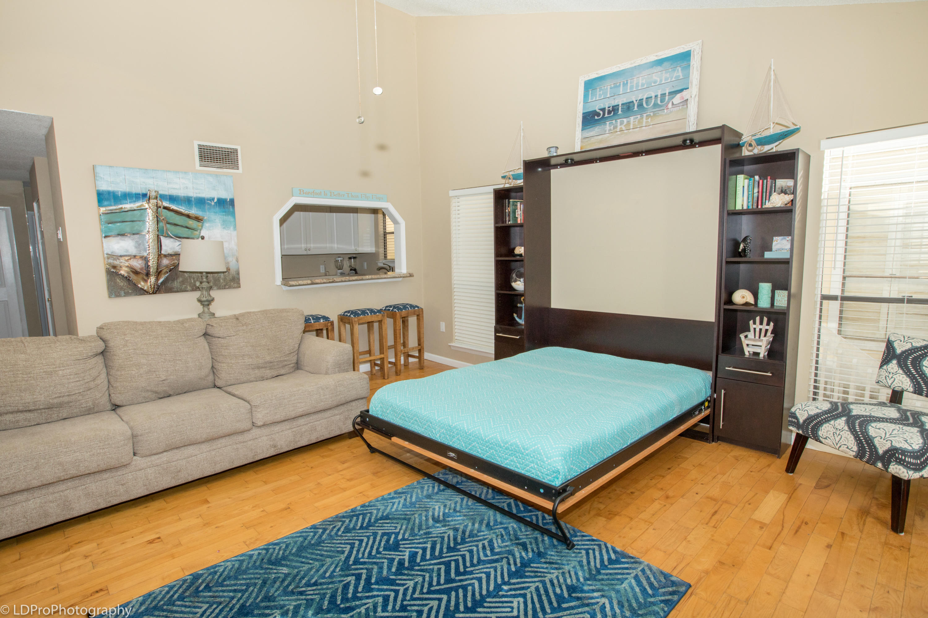 SANDPIPER COVE PHASE VIII - Residential