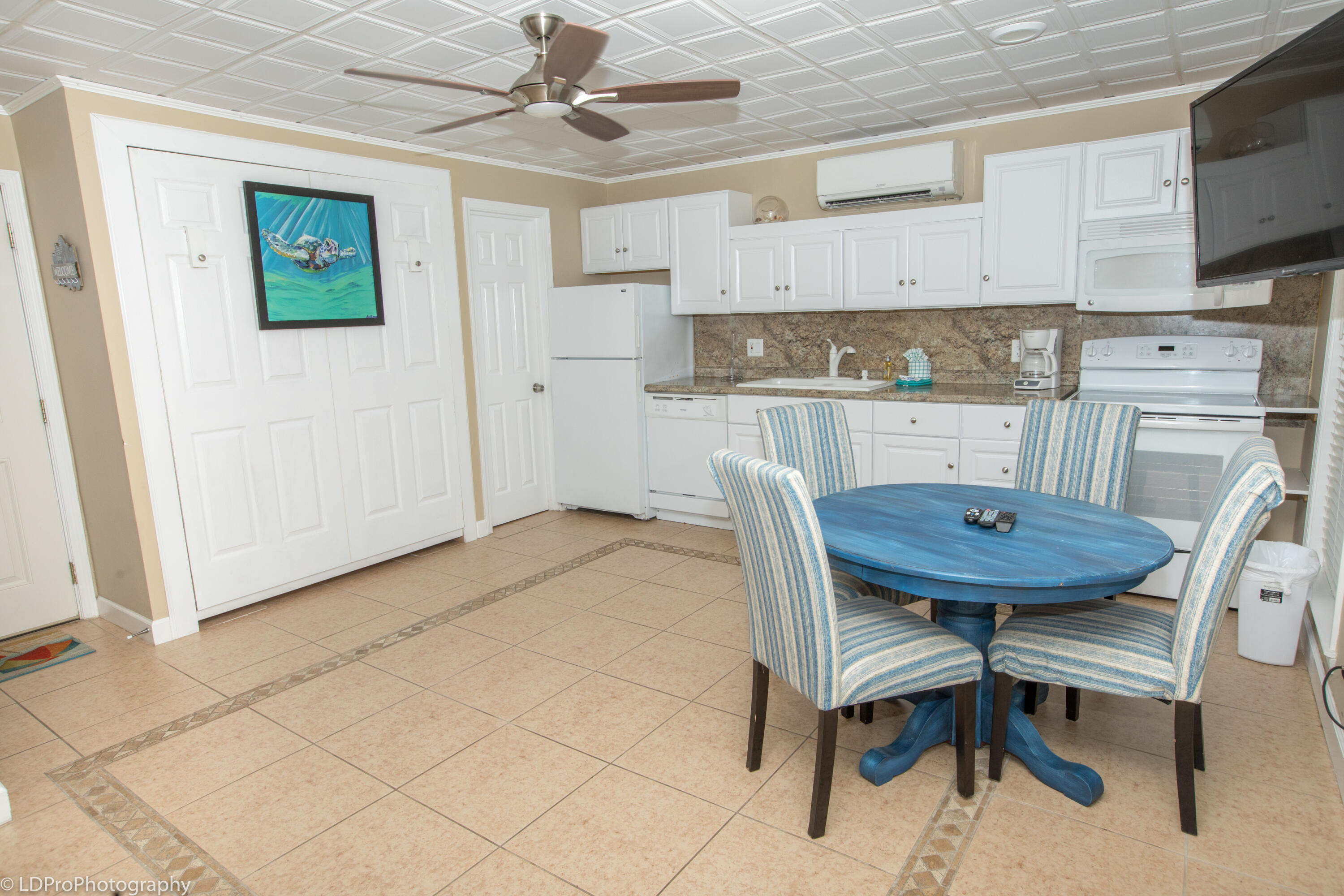 SANDPIPER COVE PHASE VIII - Residential