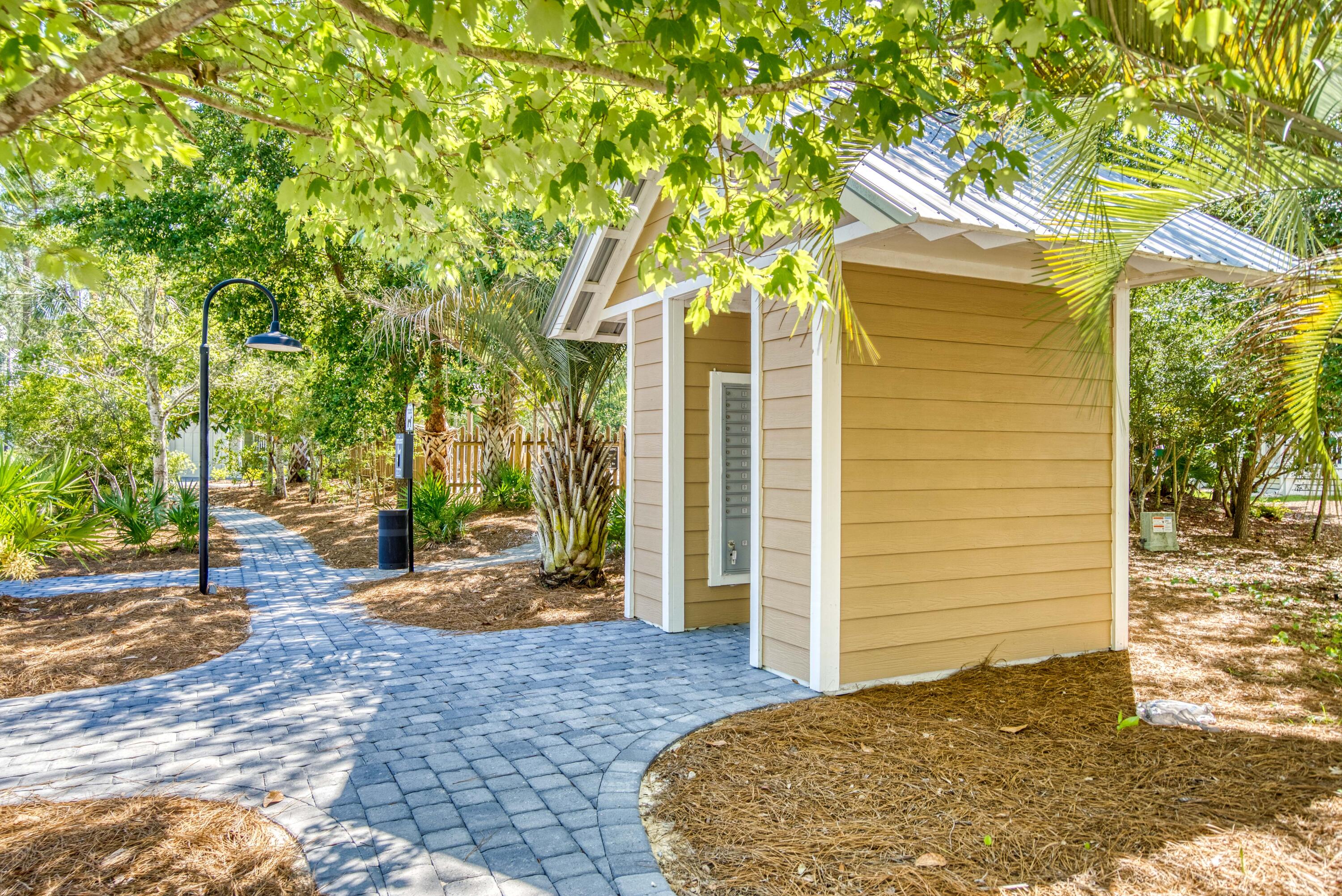 HIDDEN GROVE - Residential