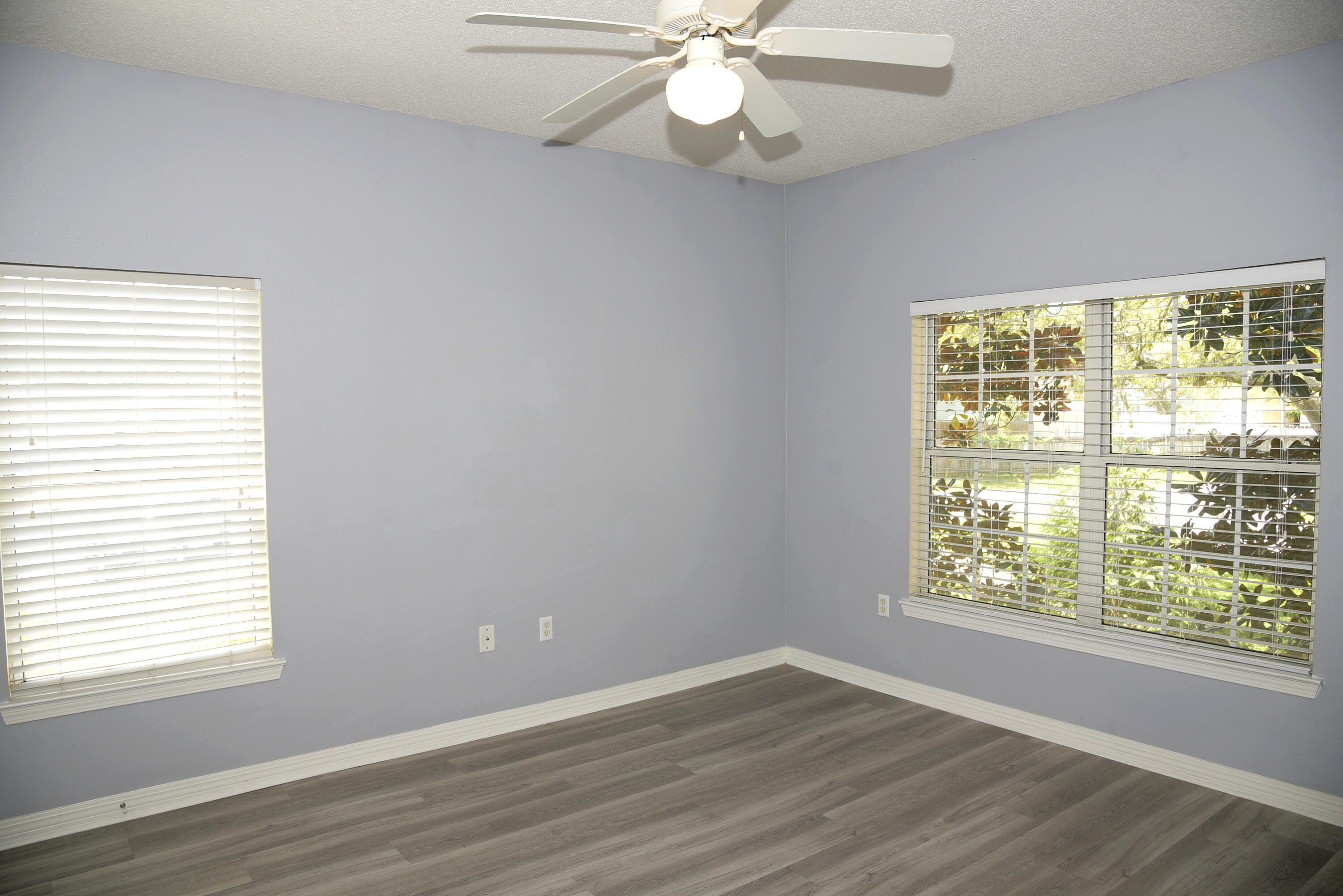 THE OAKS AT NICEVILLE - Residential Lease