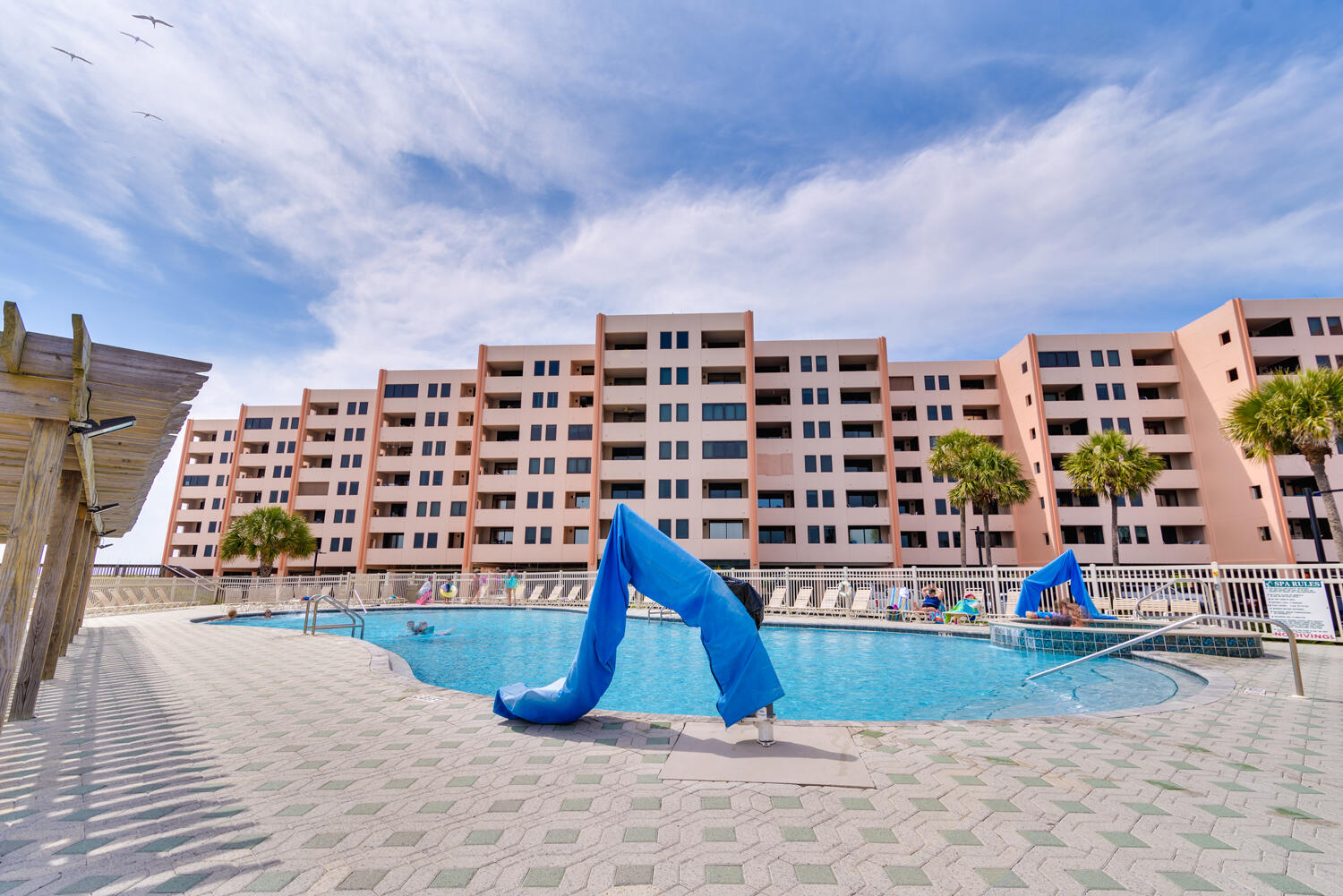 Jetty East Condominium - Residential