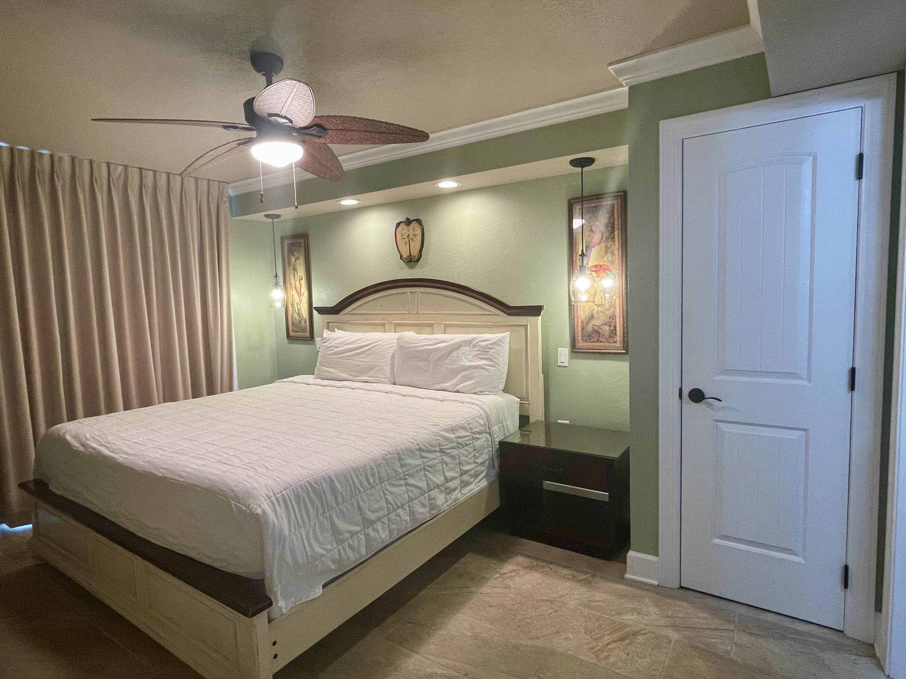 Jetty East Condominium - Residential