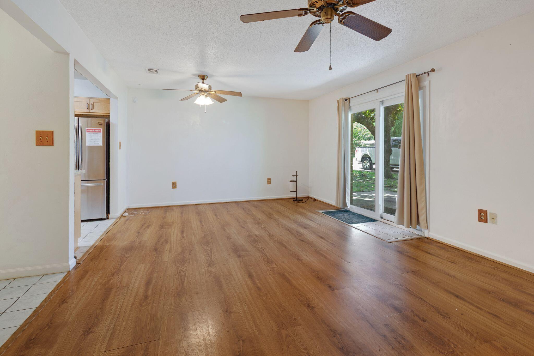 ROCKY BAYOU T/H - Residential Lease