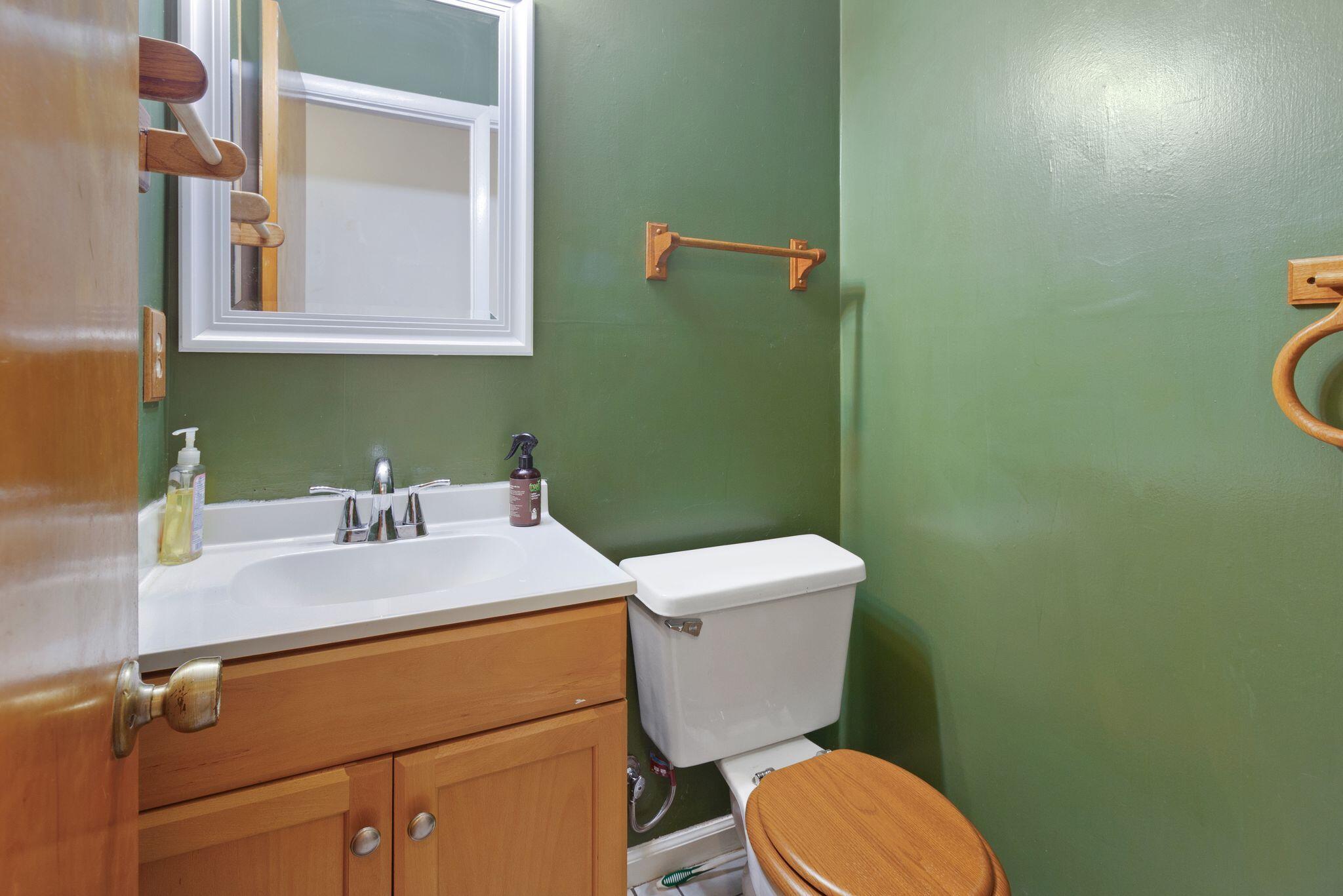 ROCKY BAYOU T/H - Residential Lease