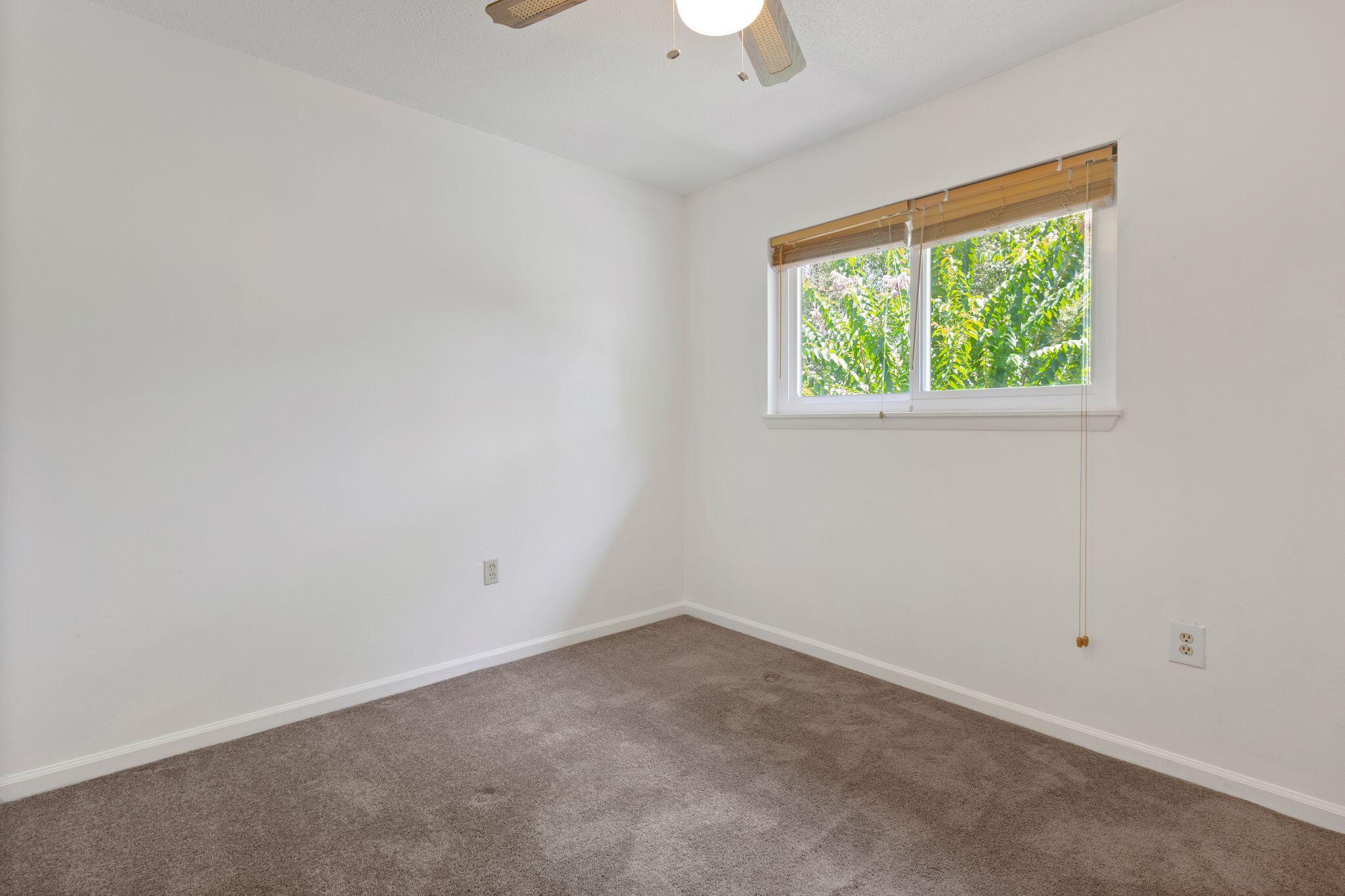 ROCKY BAYOU T/H - Residential Lease