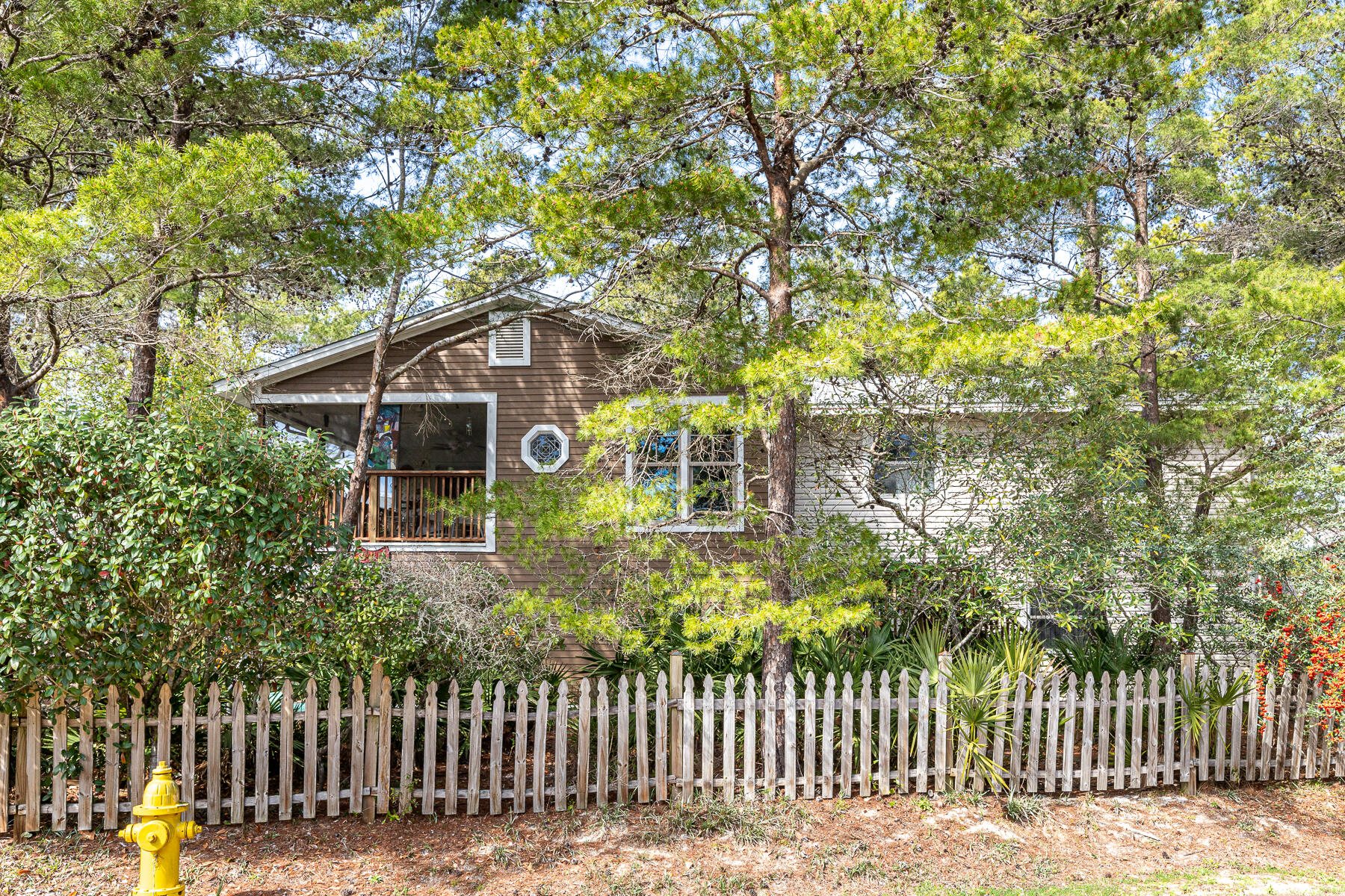 BEACH HIGHLAND - Residential