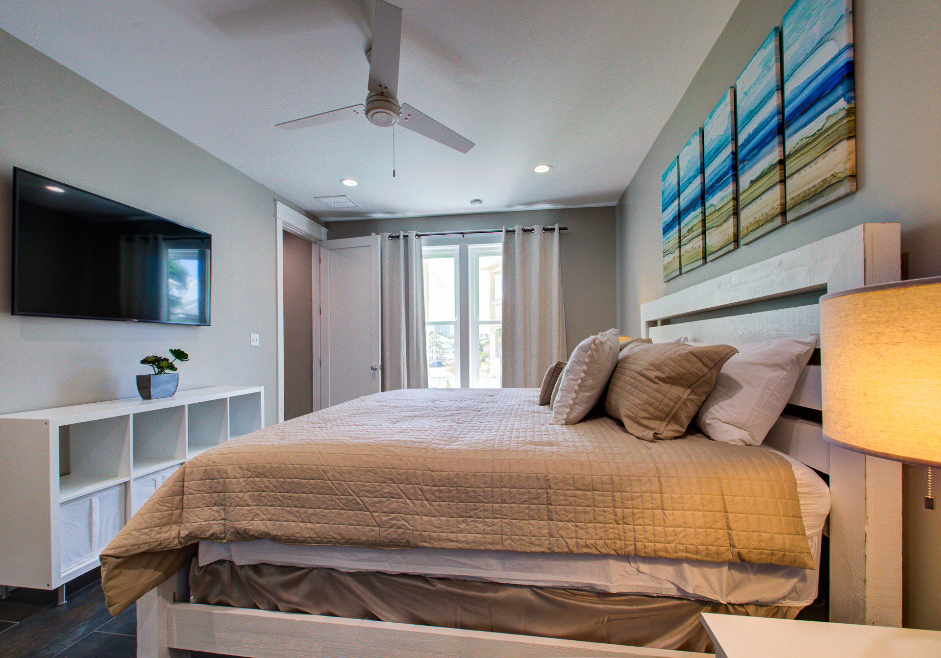 EMERALD WATERS VILLAGE - Residential
