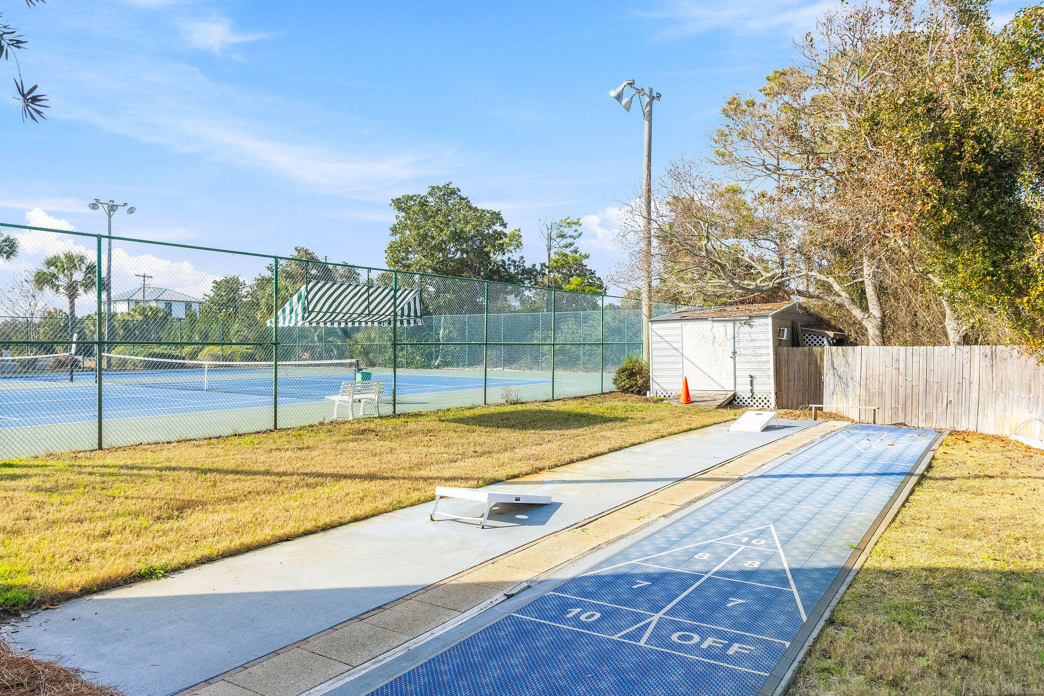 BEACHSIDE VILLAS CONDO - Residential