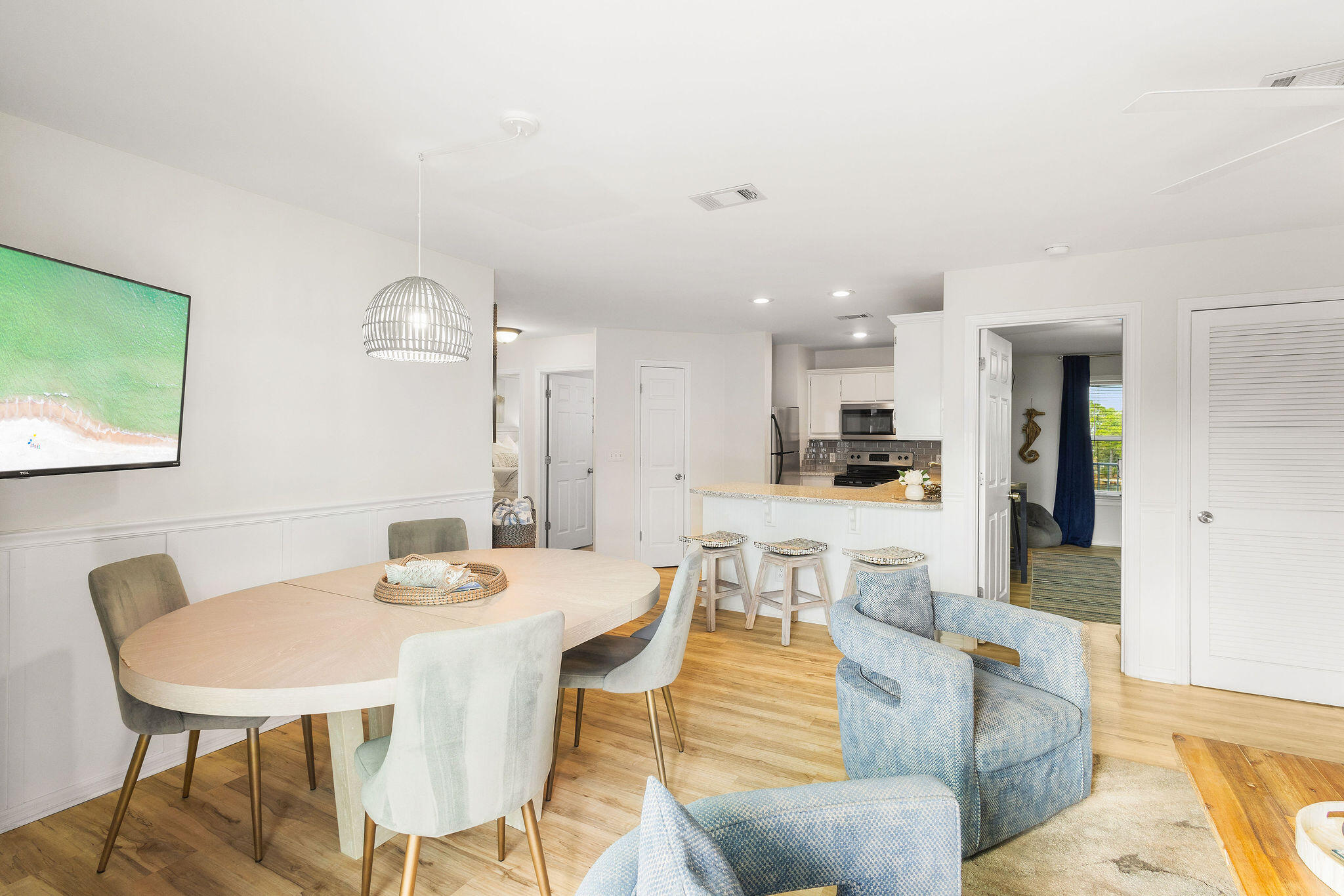 BEACHSIDE VILLAS CONDO - Residential