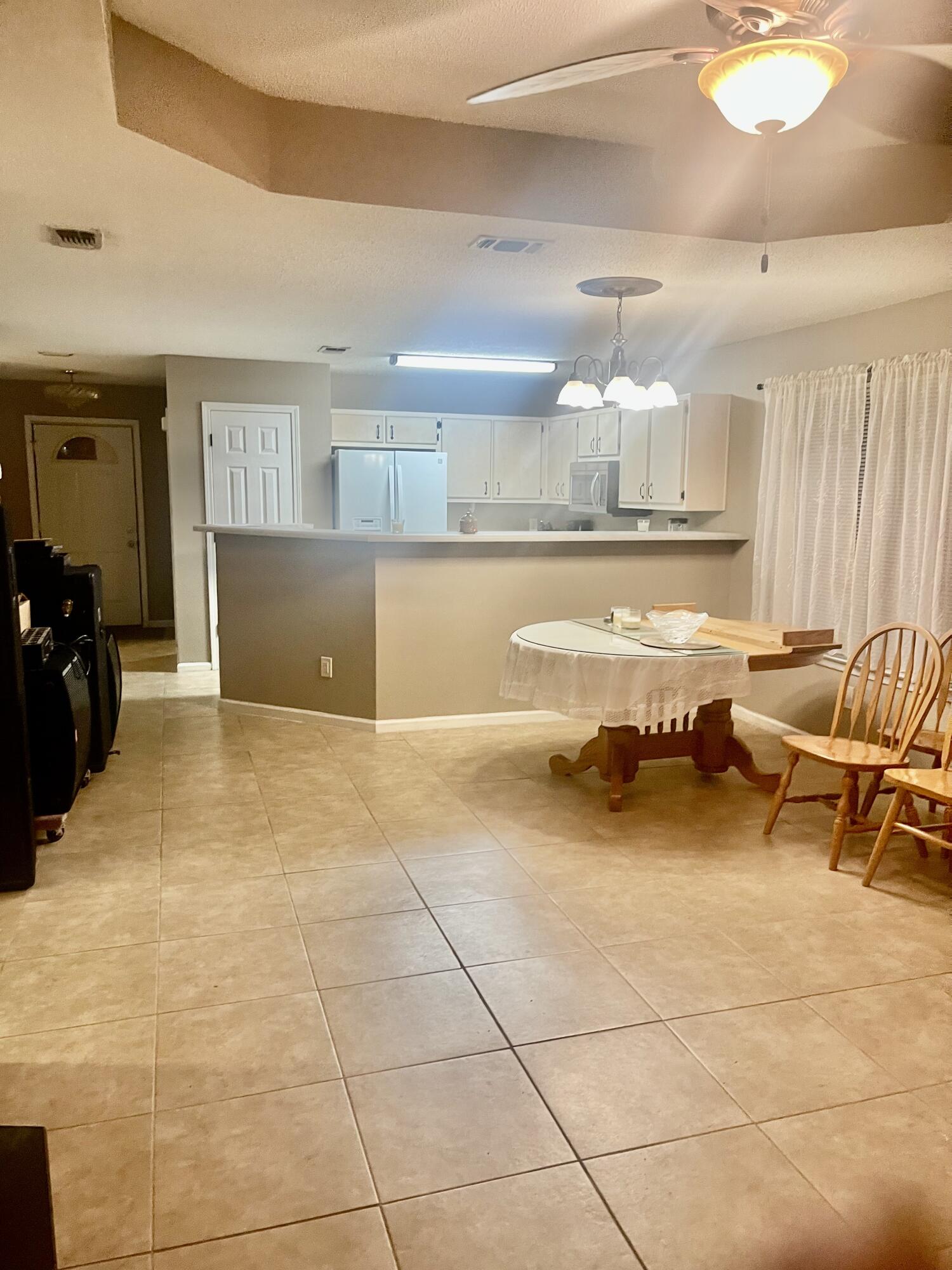 SWEETBRIAR STATION S/D - Residential