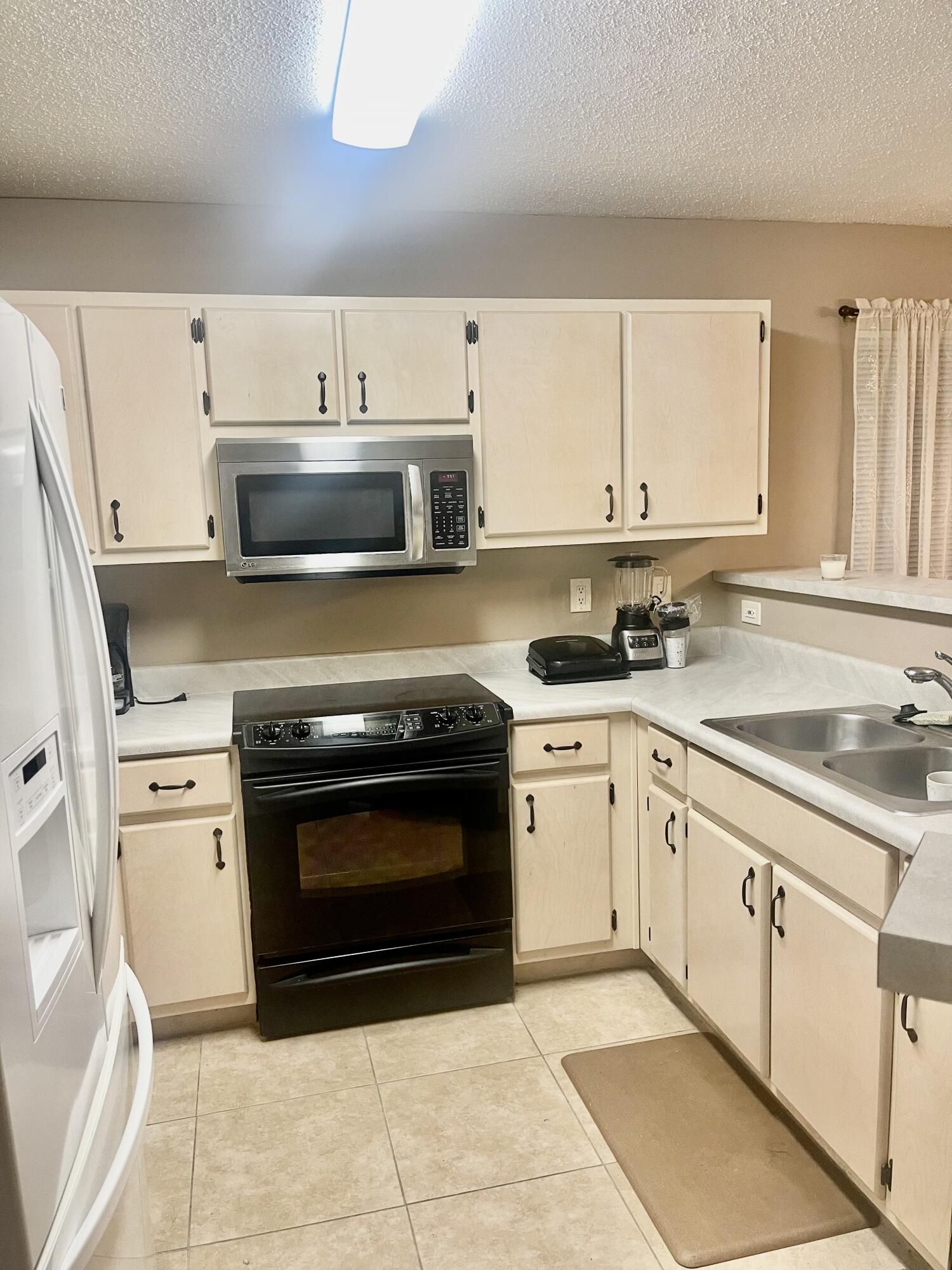 SWEETBRIAR STATION S/D - Residential