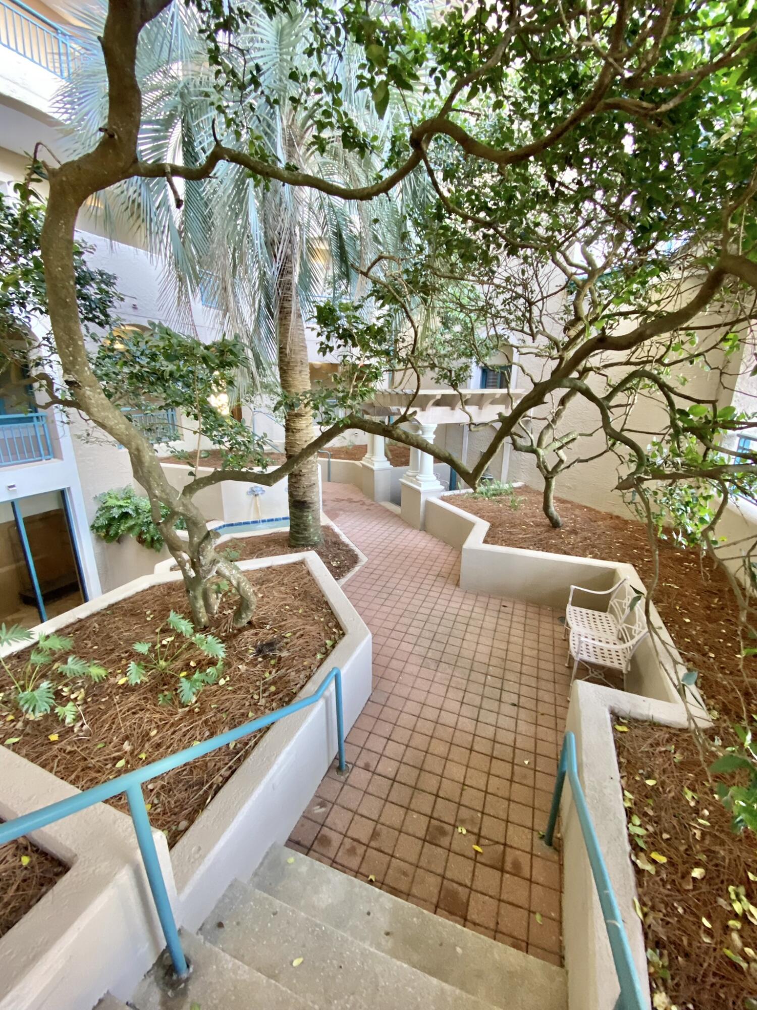 SOUTHWINDS AT SANDESTIN - Residential