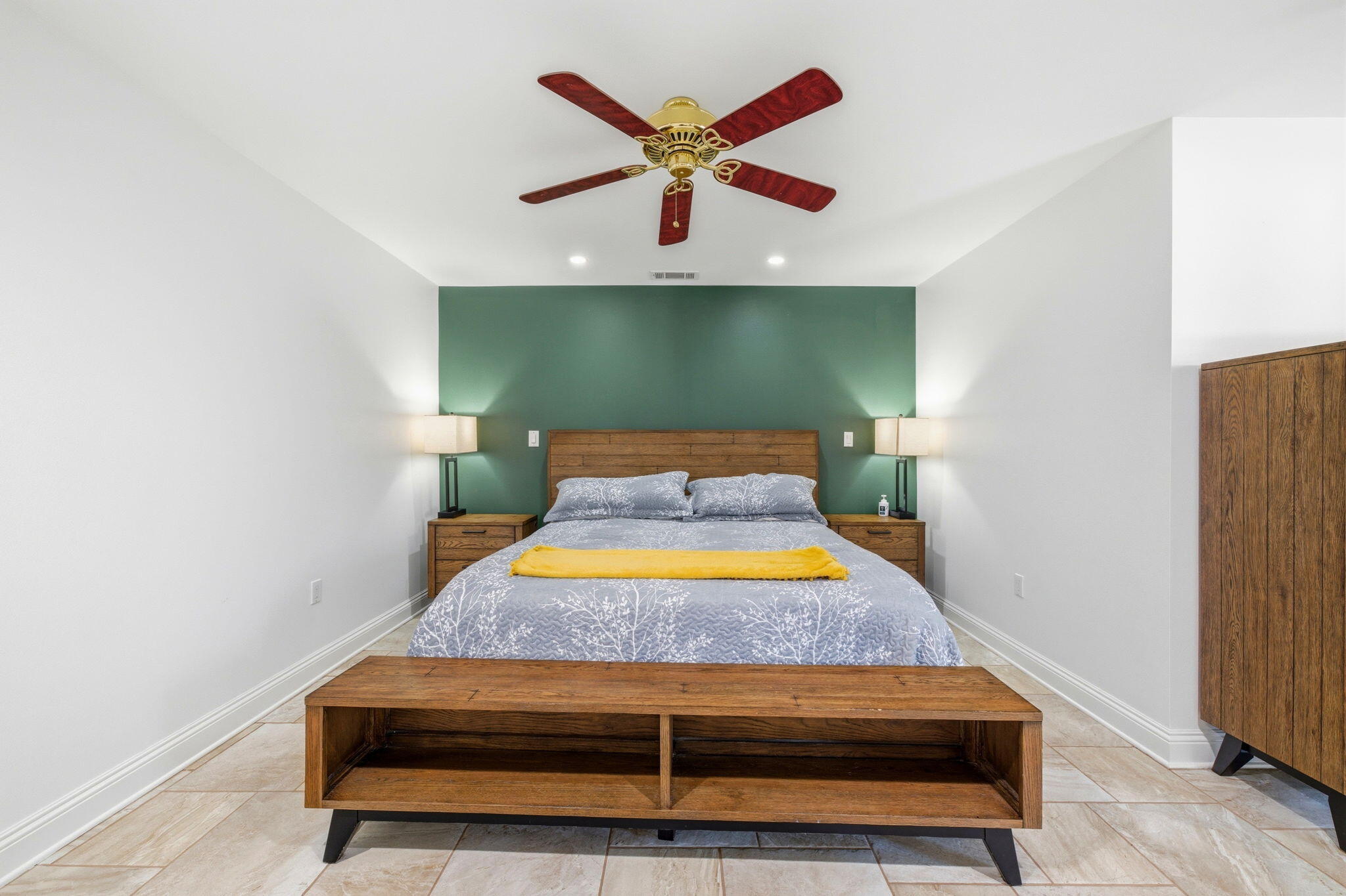 HIDDEN CREEK ESTATES AT HOLLEY BY THE SEA - Residential