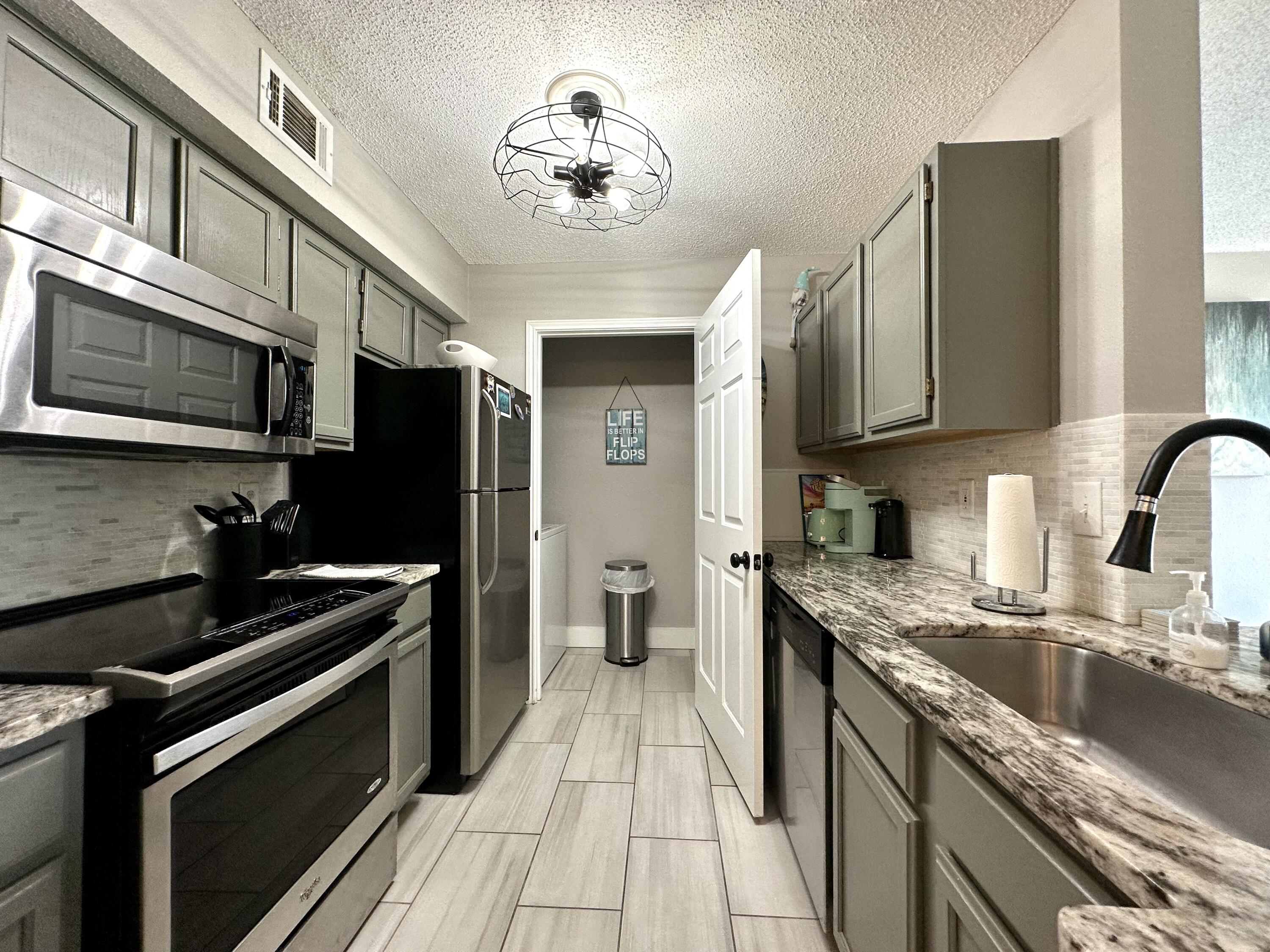 INDIAN LAKE - Residential