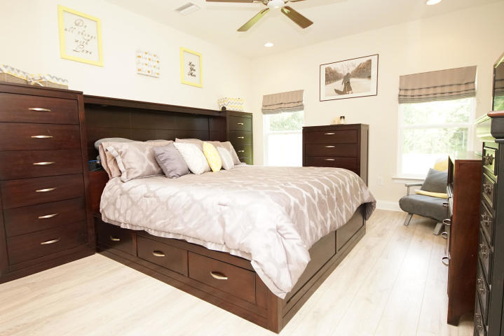 SEMINOLE 1ST ADDN - Residential Lease