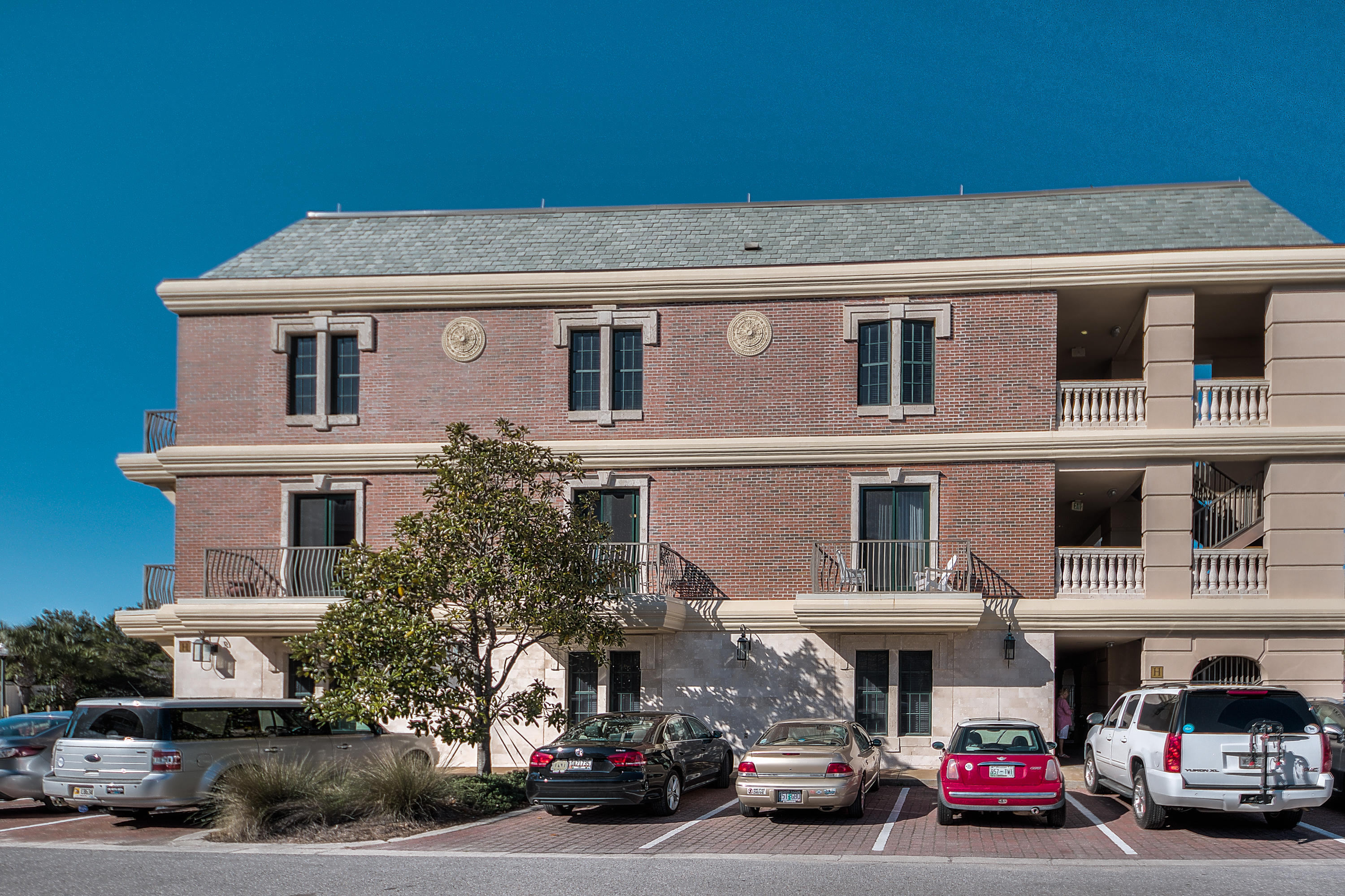 VILLAGE OF SOUTH WALTON - Residential