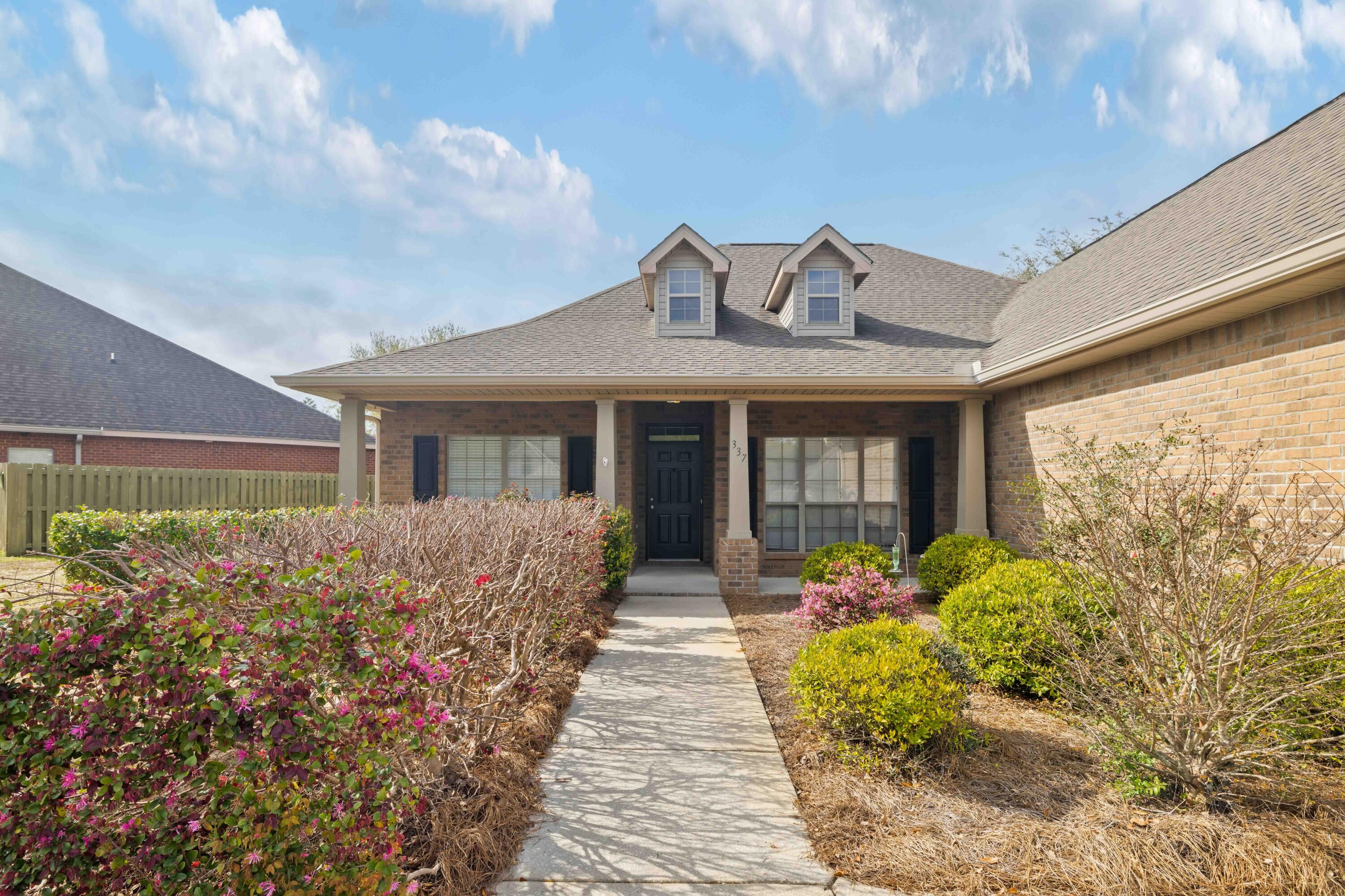 HAMMOCK BAY - Residential