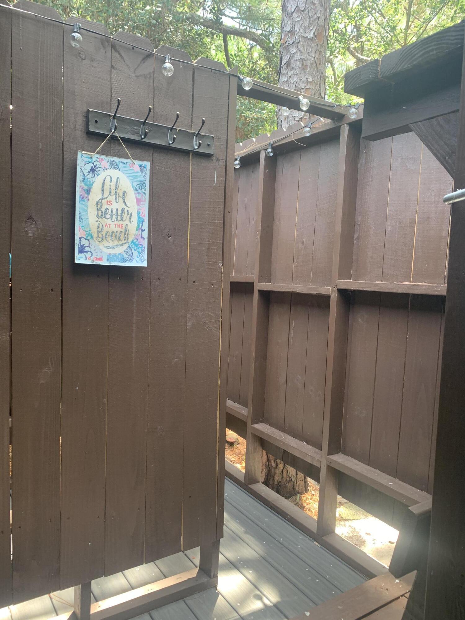 BERKSHIRE WOODS - Residential Lease