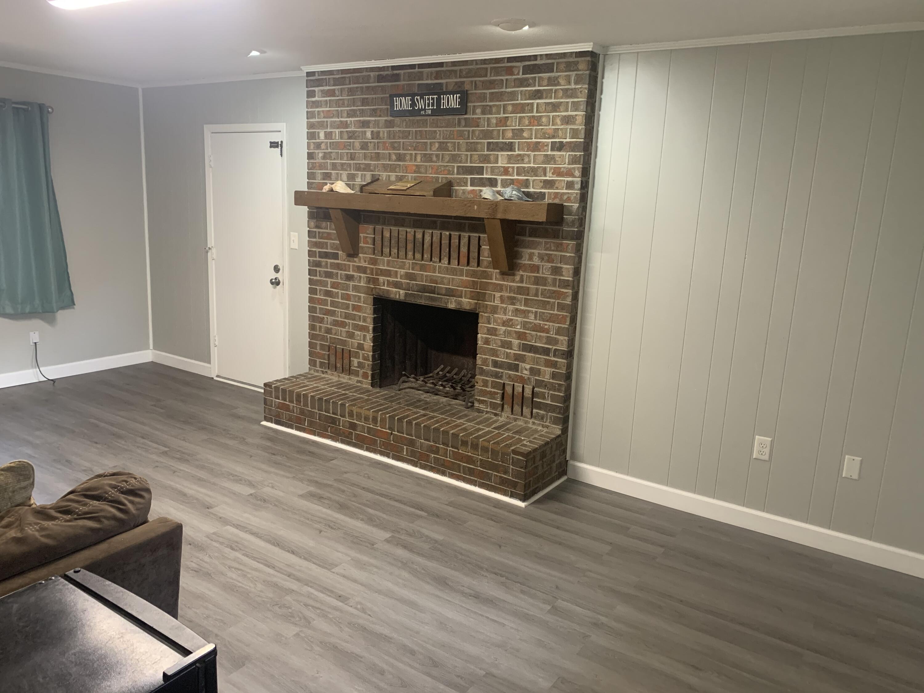 BERKSHIRE WOODS - Residential Lease