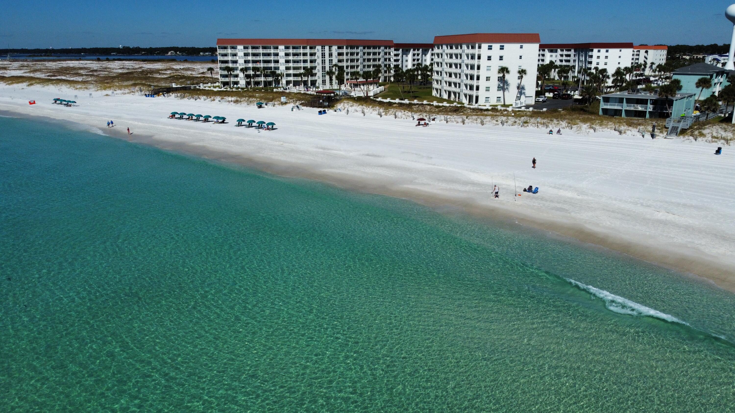 EL MATADOR CONDO - Residential
