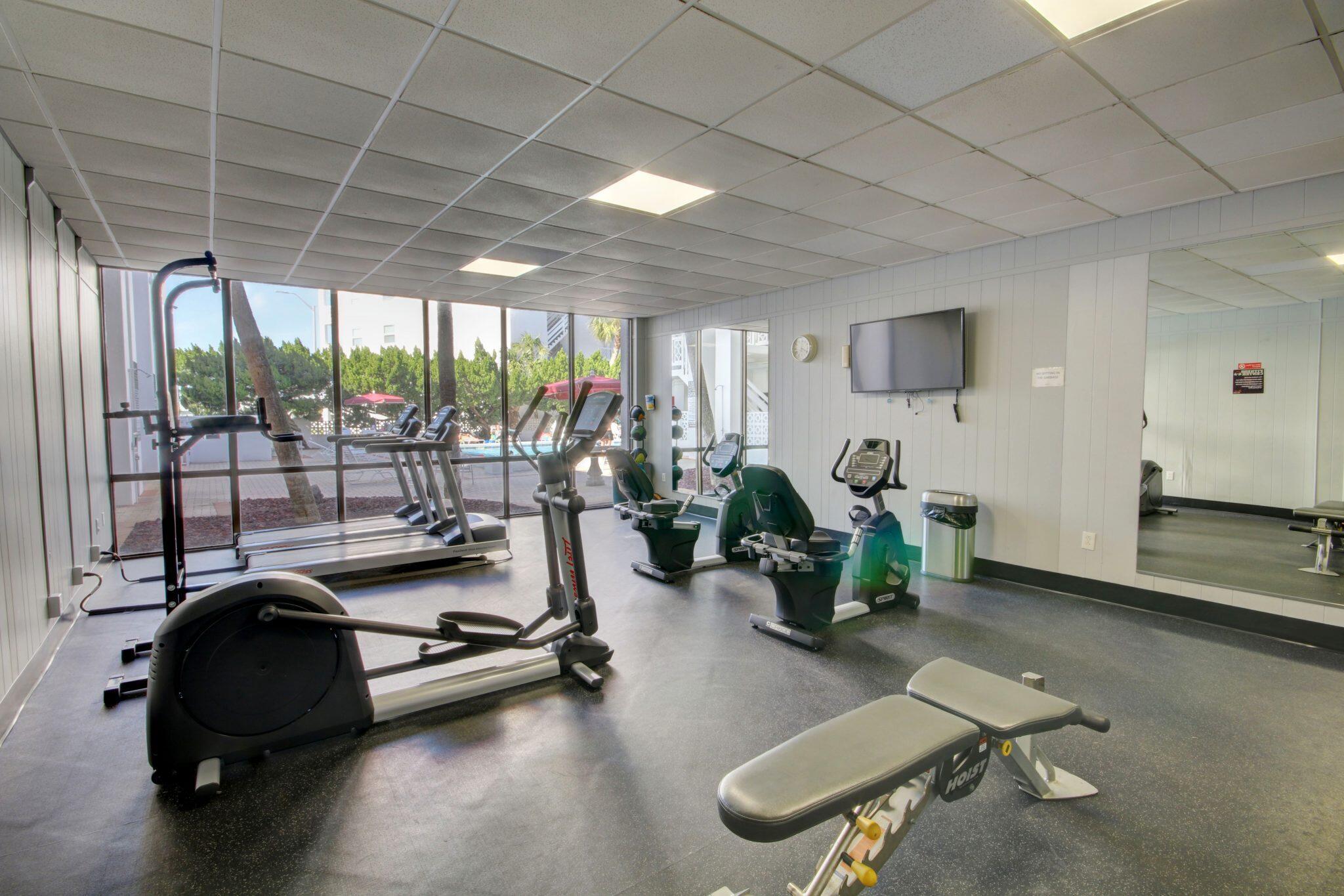 EL MATADOR CONDO - Residential