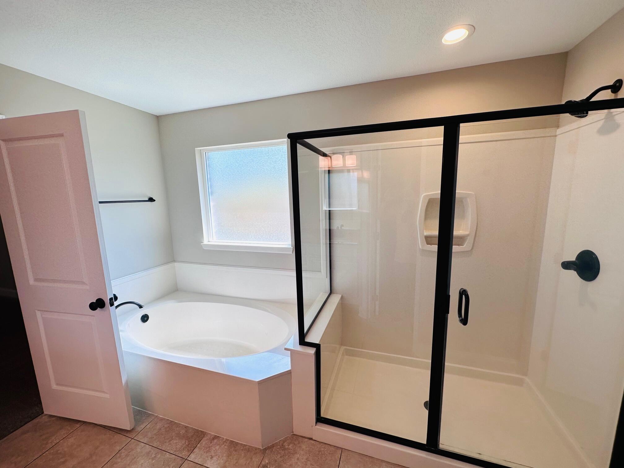 RE S/D PART ELLIOTT PT LOT 4 BLK A - Residential