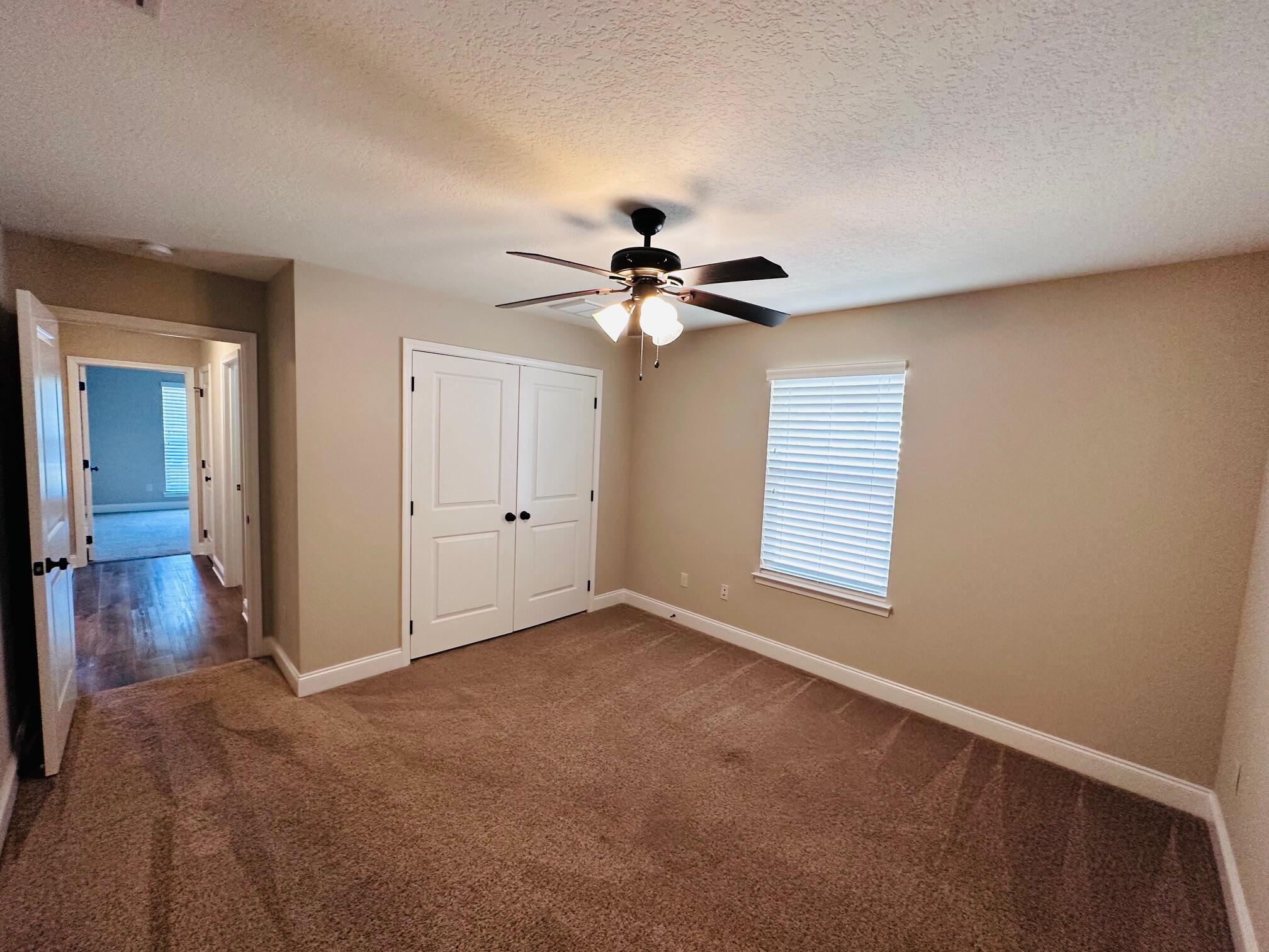 RE S/D PART ELLIOTT PT LOT 4 BLK A - Residential