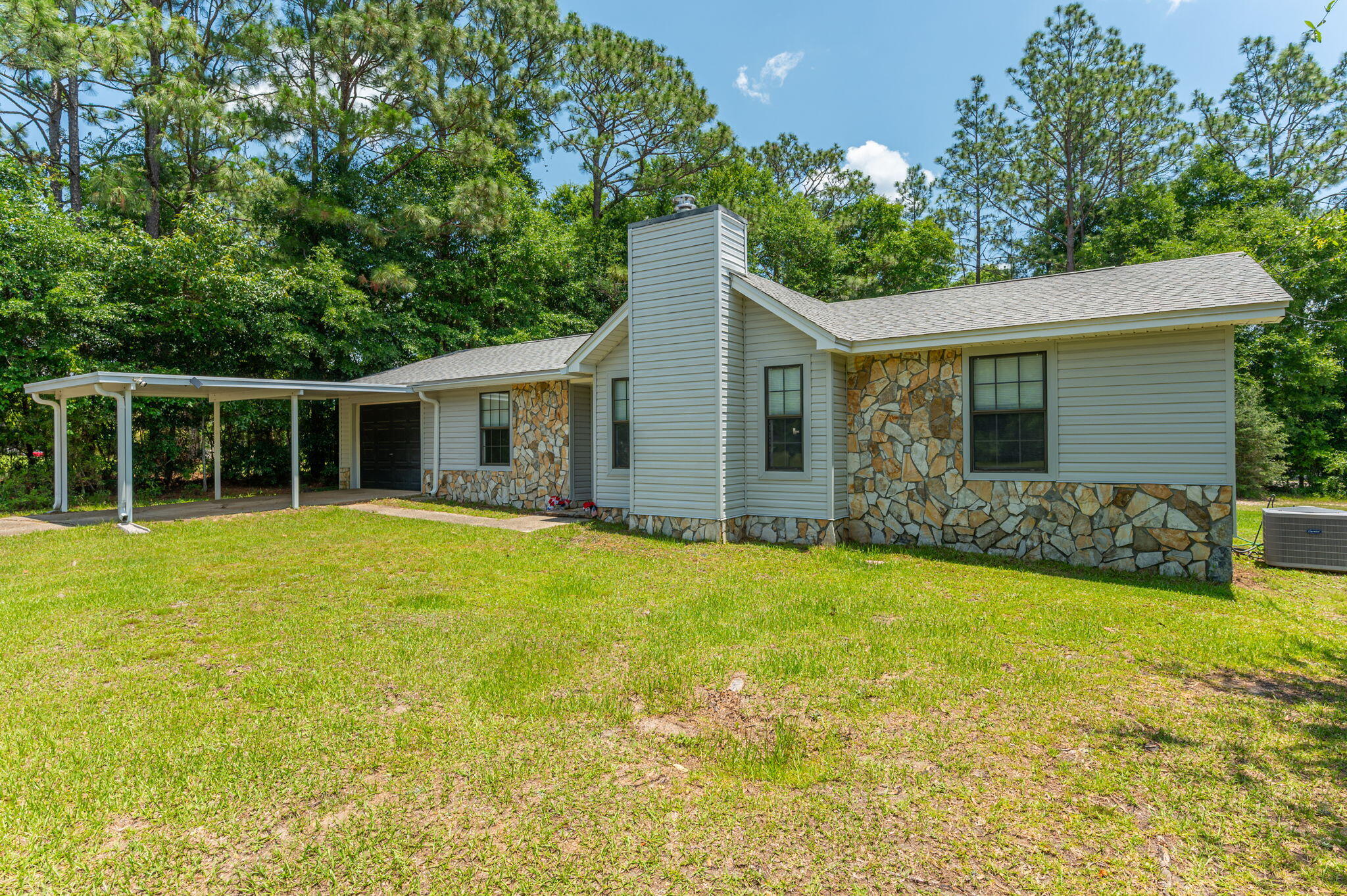 5951 N Meadow Lane