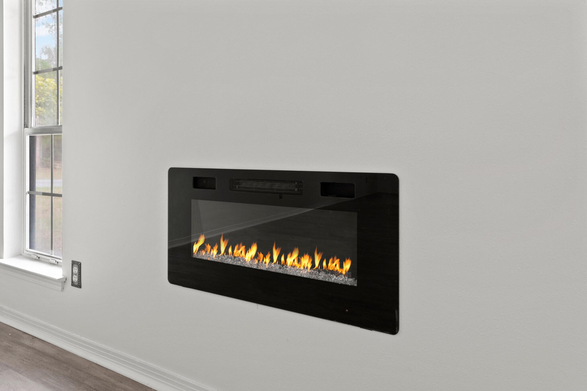 SMUGGLERS COVE - Residential