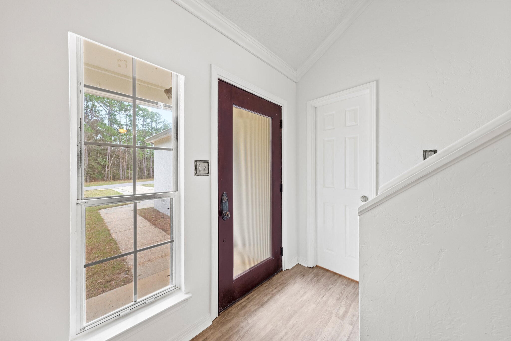 SMUGGLERS COVE - Residential