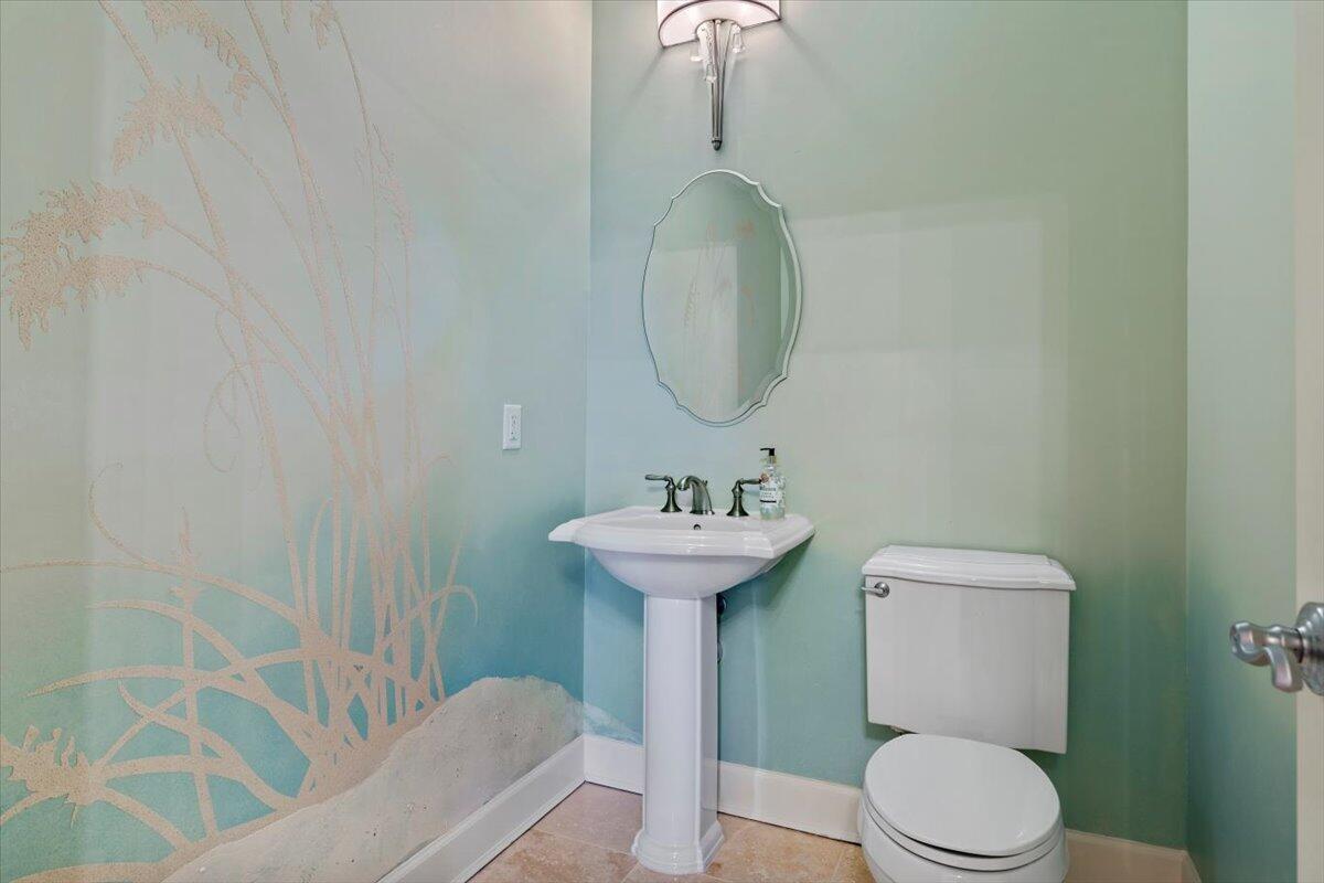 ONE WATER PLACE AT KELLY PLANTATION - Residential