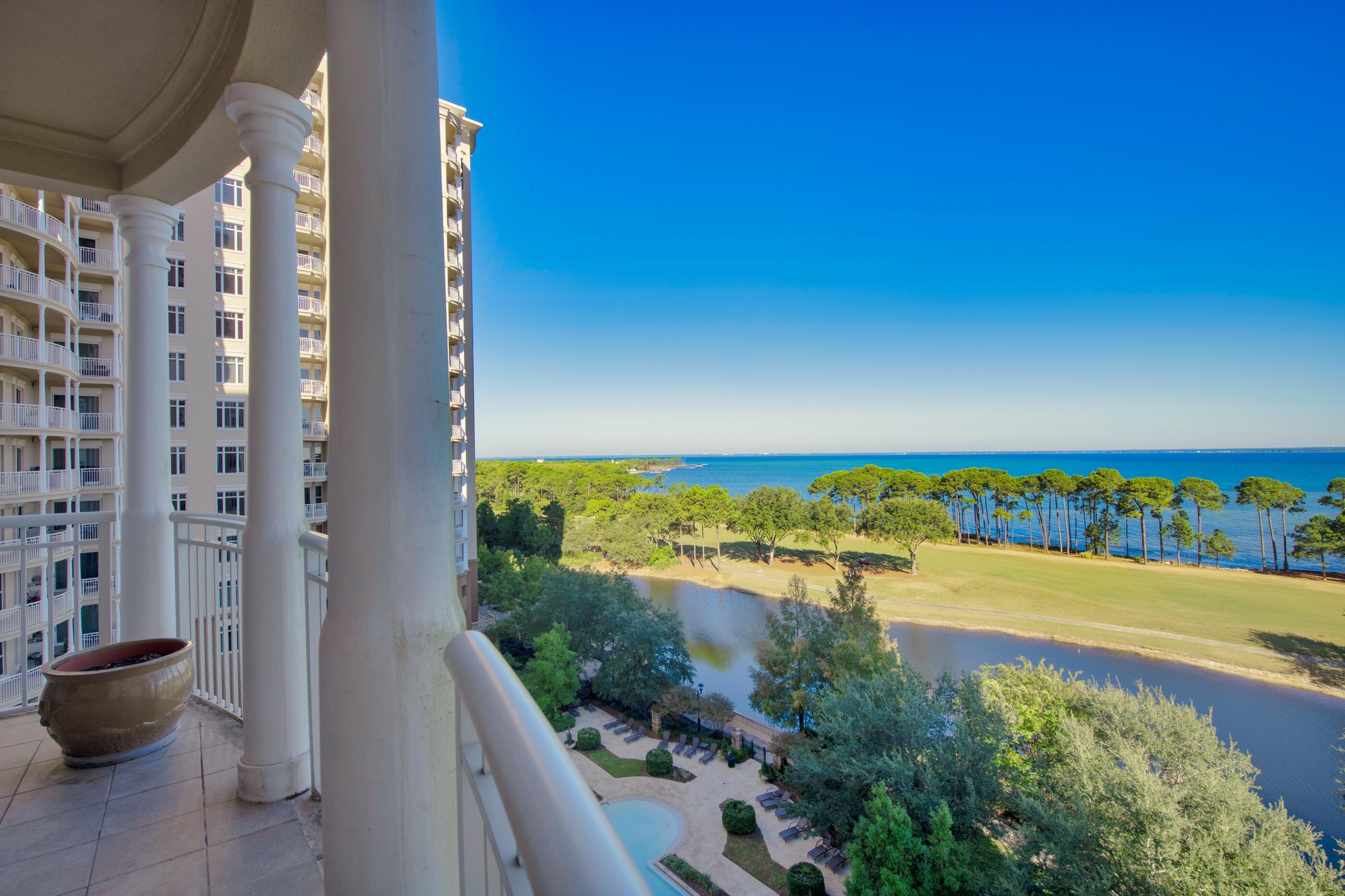 ONE WATER PLACE AT KELLY PLANTATION - Residential