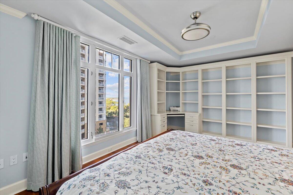 ONE WATER PLACE AT KELLY PLANTATION - Residential