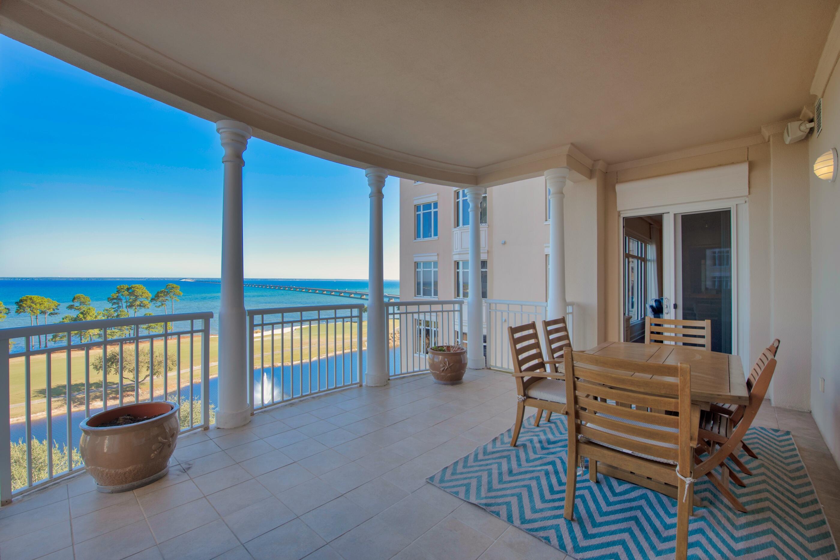 ONE WATER PLACE AT KELLY PLANTATION - Residential