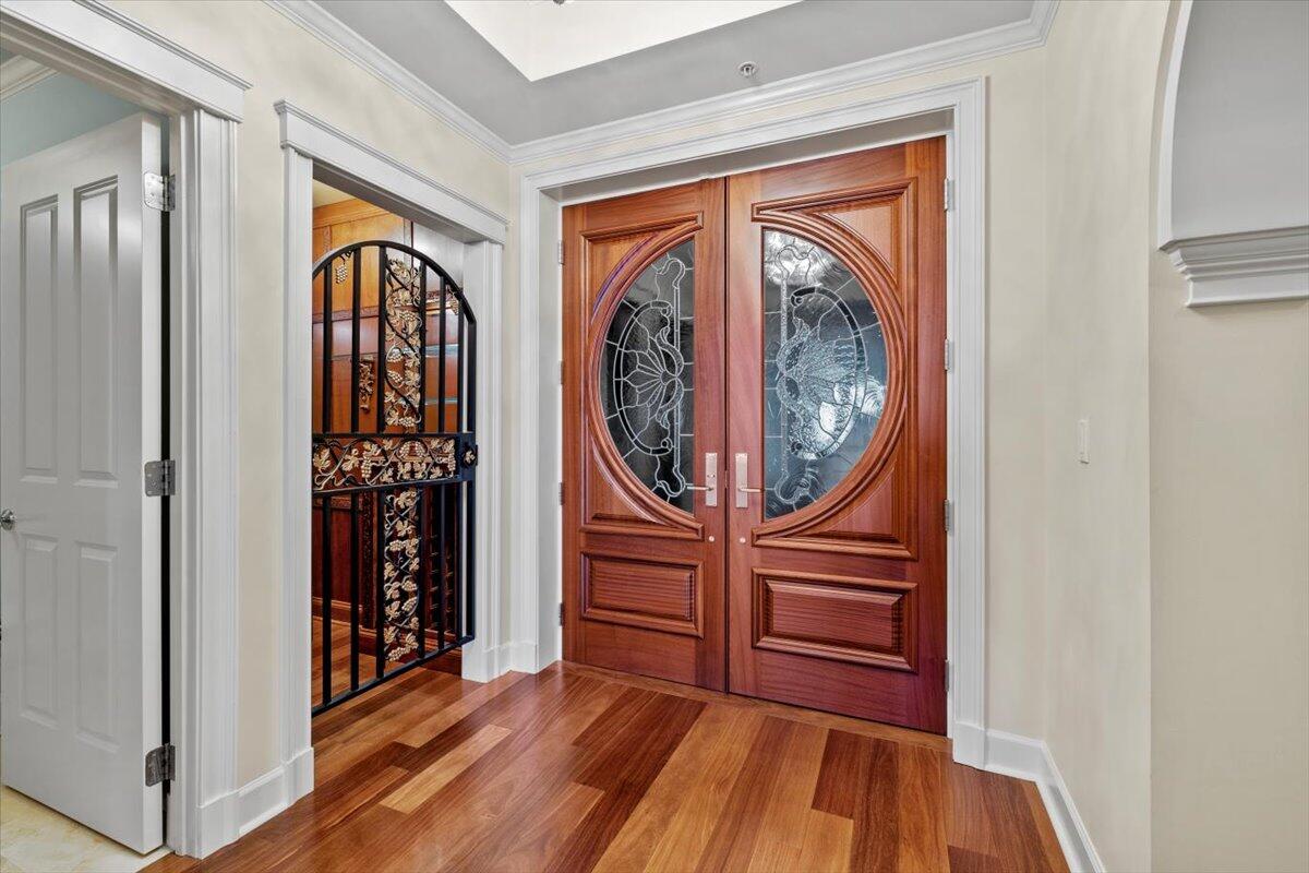 ONE WATER PLACE AT KELLY PLANTATION - Residential