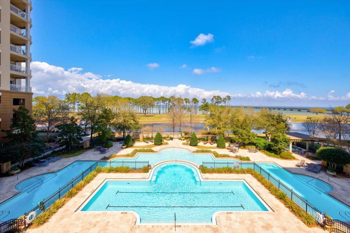 ONE WATER PLACE AT KELLY PLANTATION - Residential