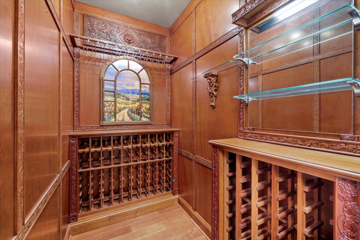 ONE WATER PLACE AT KELLY PLANTATION - Residential