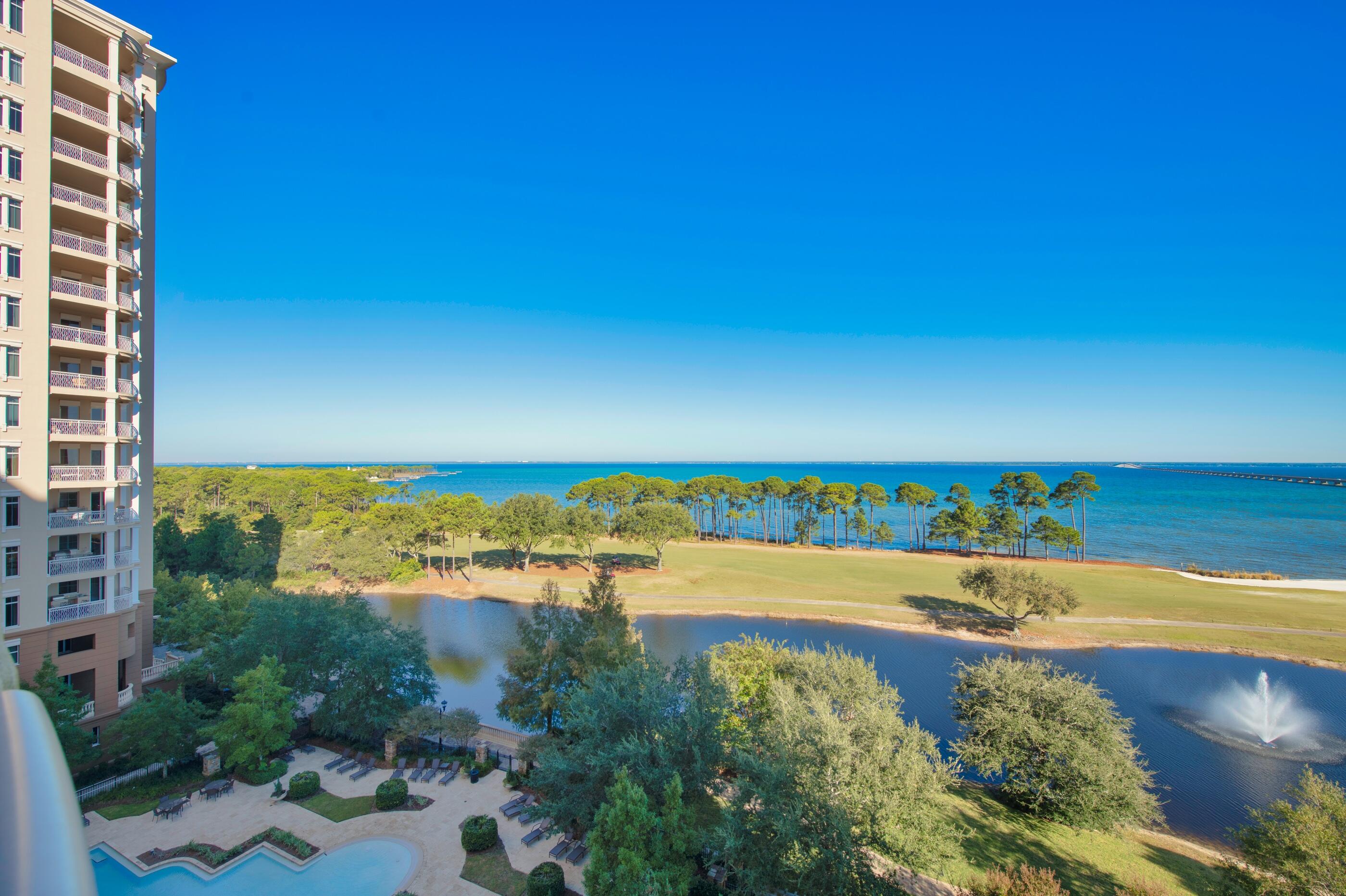 ONE WATER PLACE AT KELLY PLANTATION - Residential