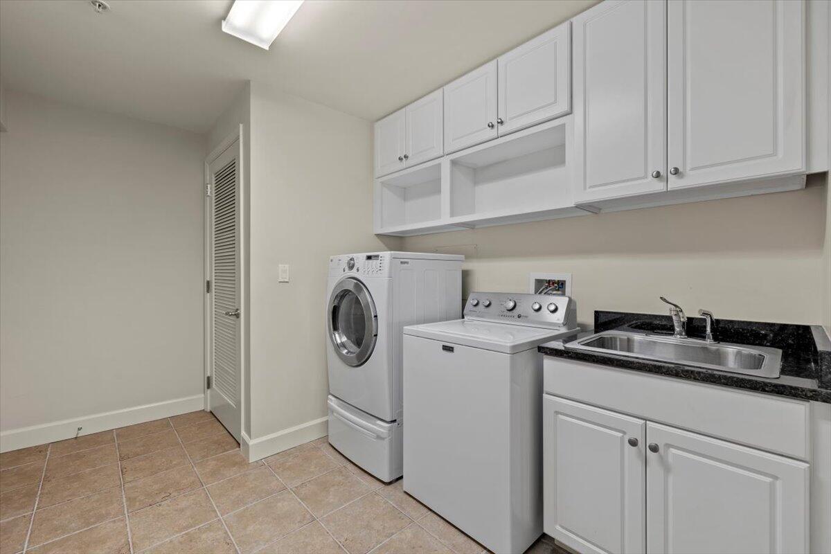 ONE WATER PLACE AT KELLY PLANTATION - Residential