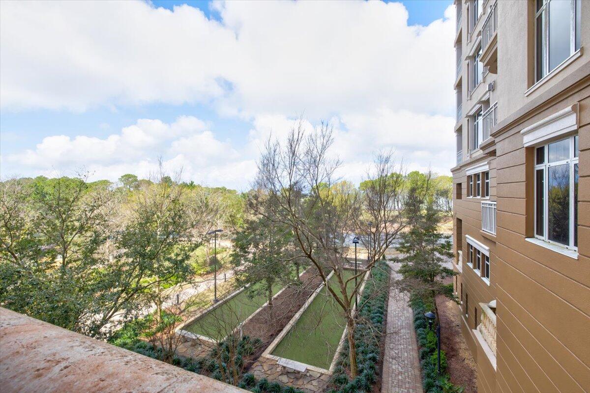 ONE WATER PLACE AT KELLY PLANTATION - Residential