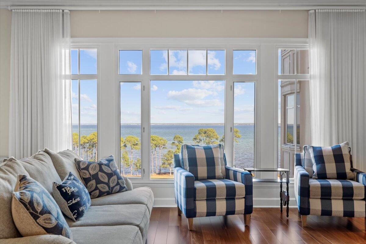 ONE WATER PLACE AT KELLY PLANTATION - Residential