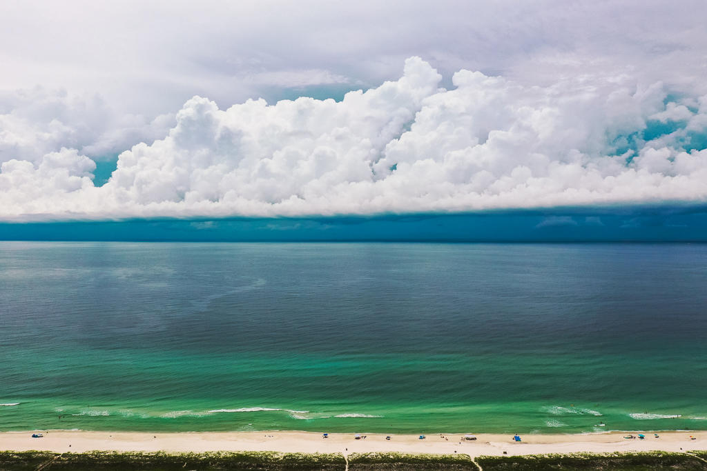 SANTA MONICA BEACH - Residential