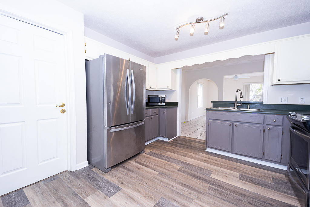 SANTA MONICA BEACH - Residential