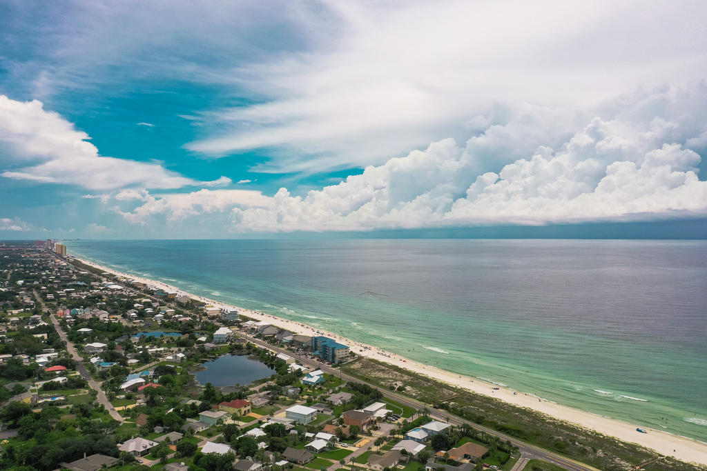 SANTA MONICA BEACH - Residential