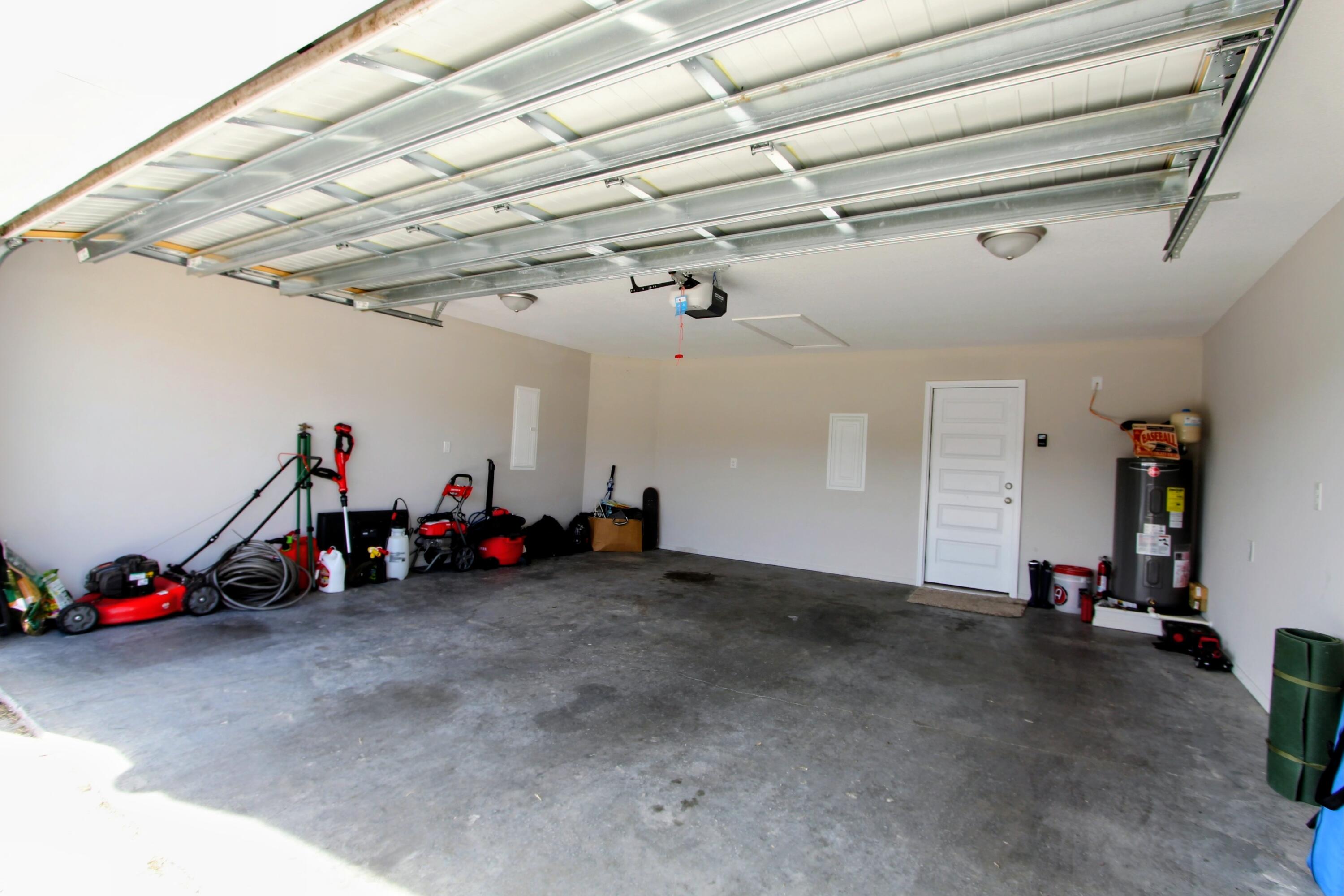 LEE FARMS PH III - Residential Lease